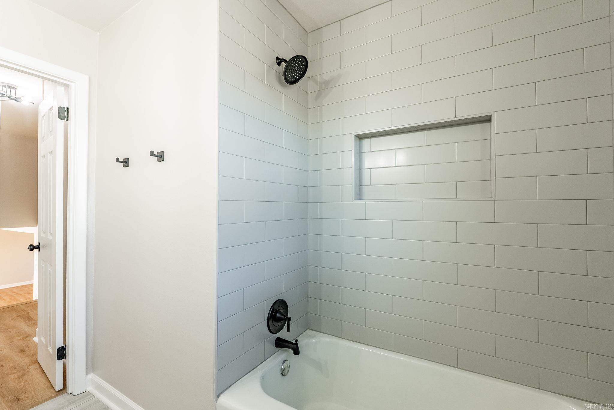 800 Vinson  Little Rock, AR