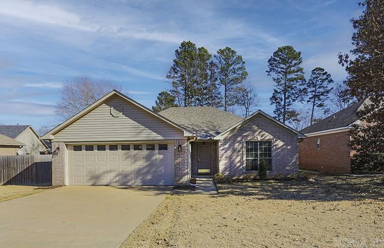 8 Garden Oaks Drive  Maumelle, AR