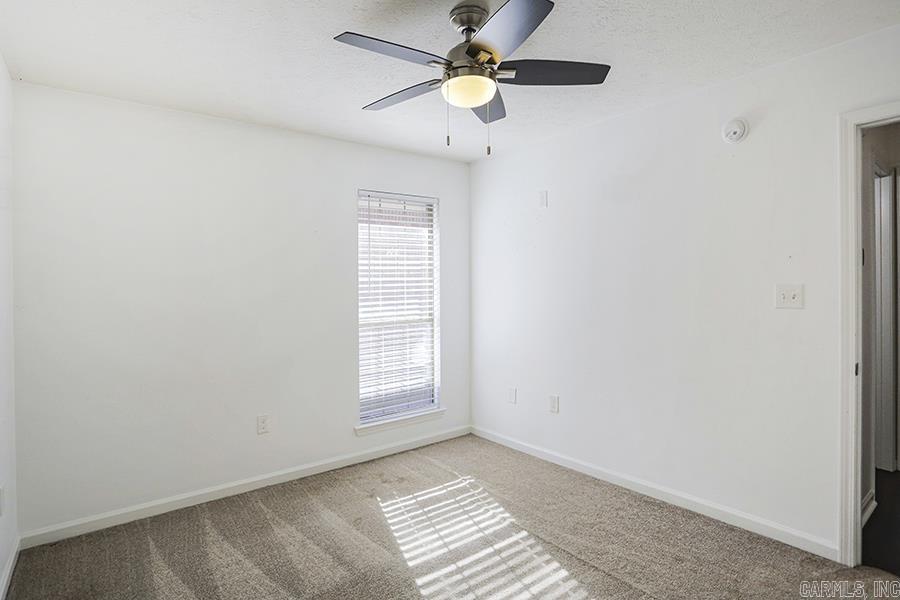 8 Garden Oaks Drive  Maumelle, AR