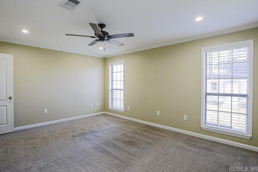 8 Garden Oaks Drive  Maumelle, AR