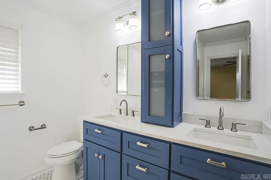 8 Garden Oaks Drive  Maumelle, AR