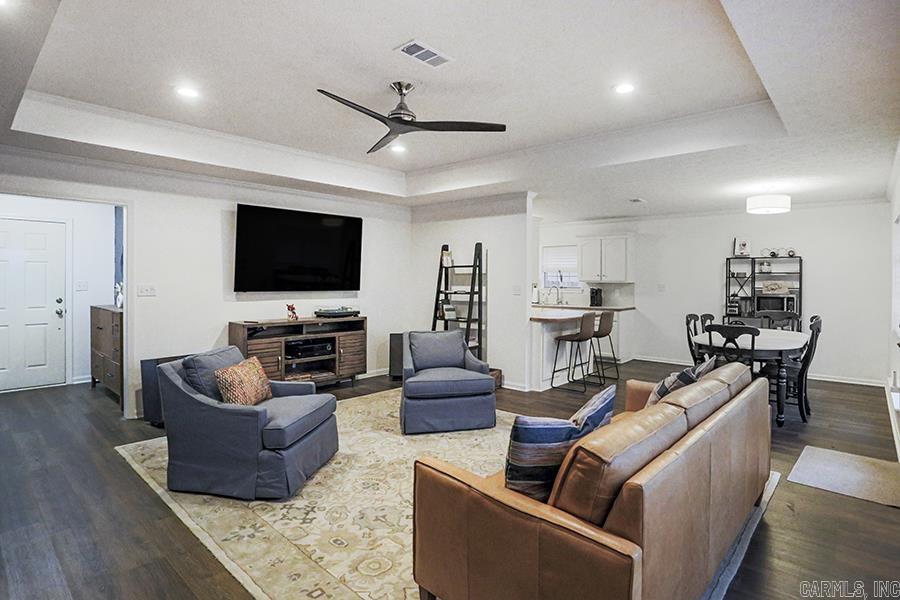 8 Garden Oaks Drive  Maumelle, AR