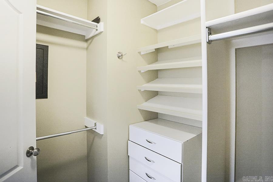 8 Garden Oaks Drive  Maumelle, AR