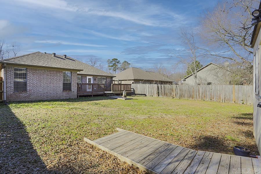 8 Garden Oaks Drive  Maumelle, AR