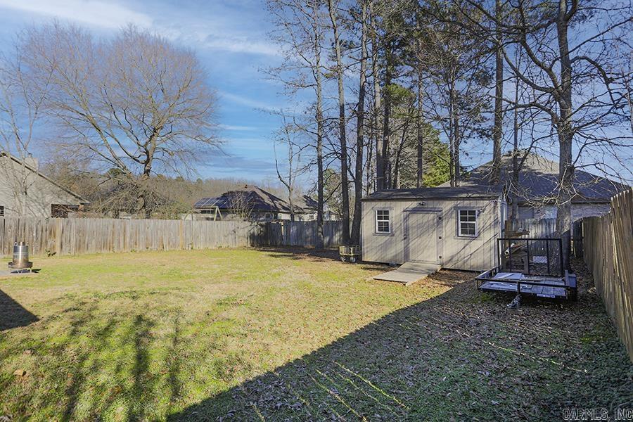 8 Garden Oaks Drive  Maumelle, AR