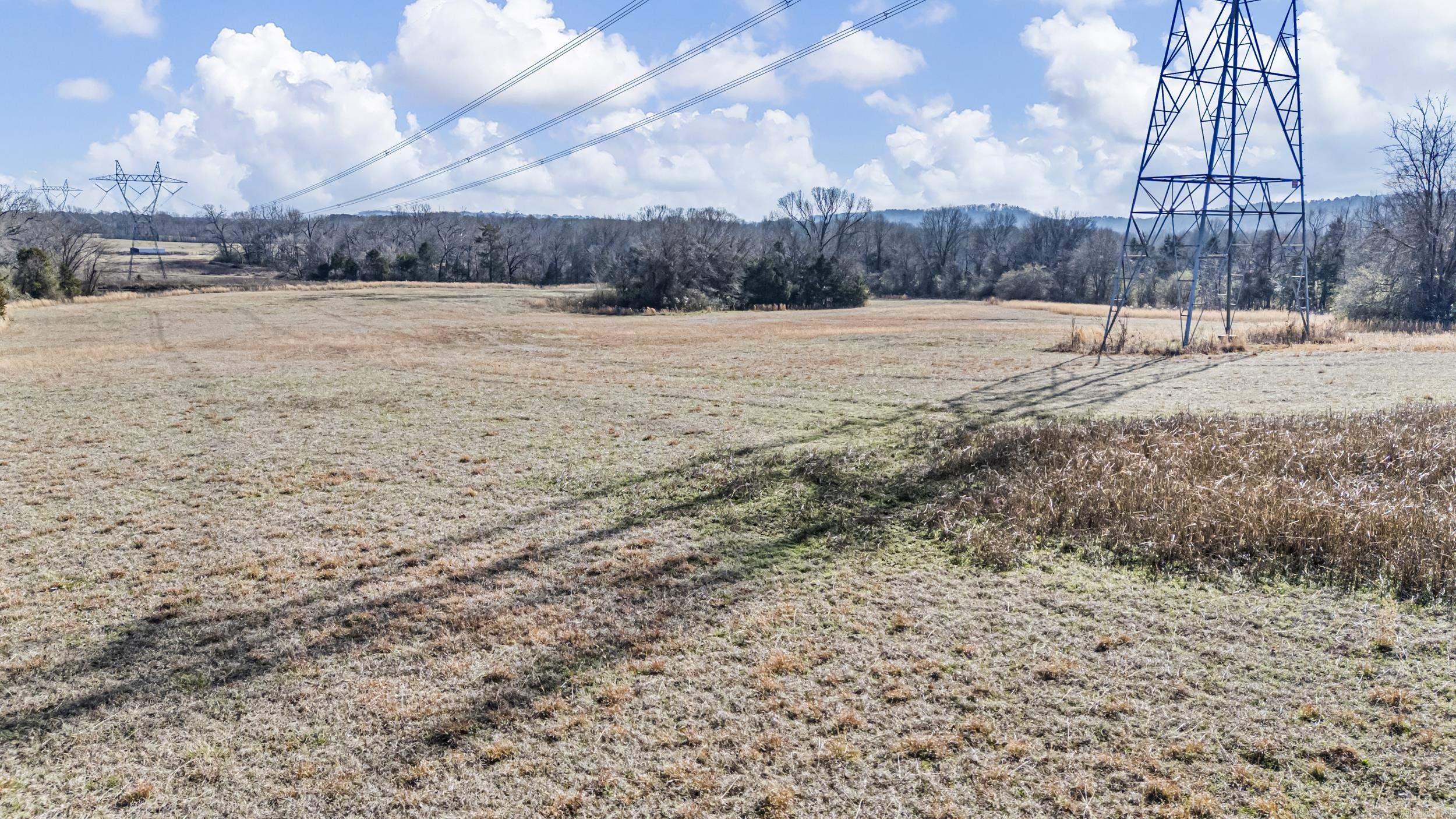 75 Round Rock  Russellville, AR