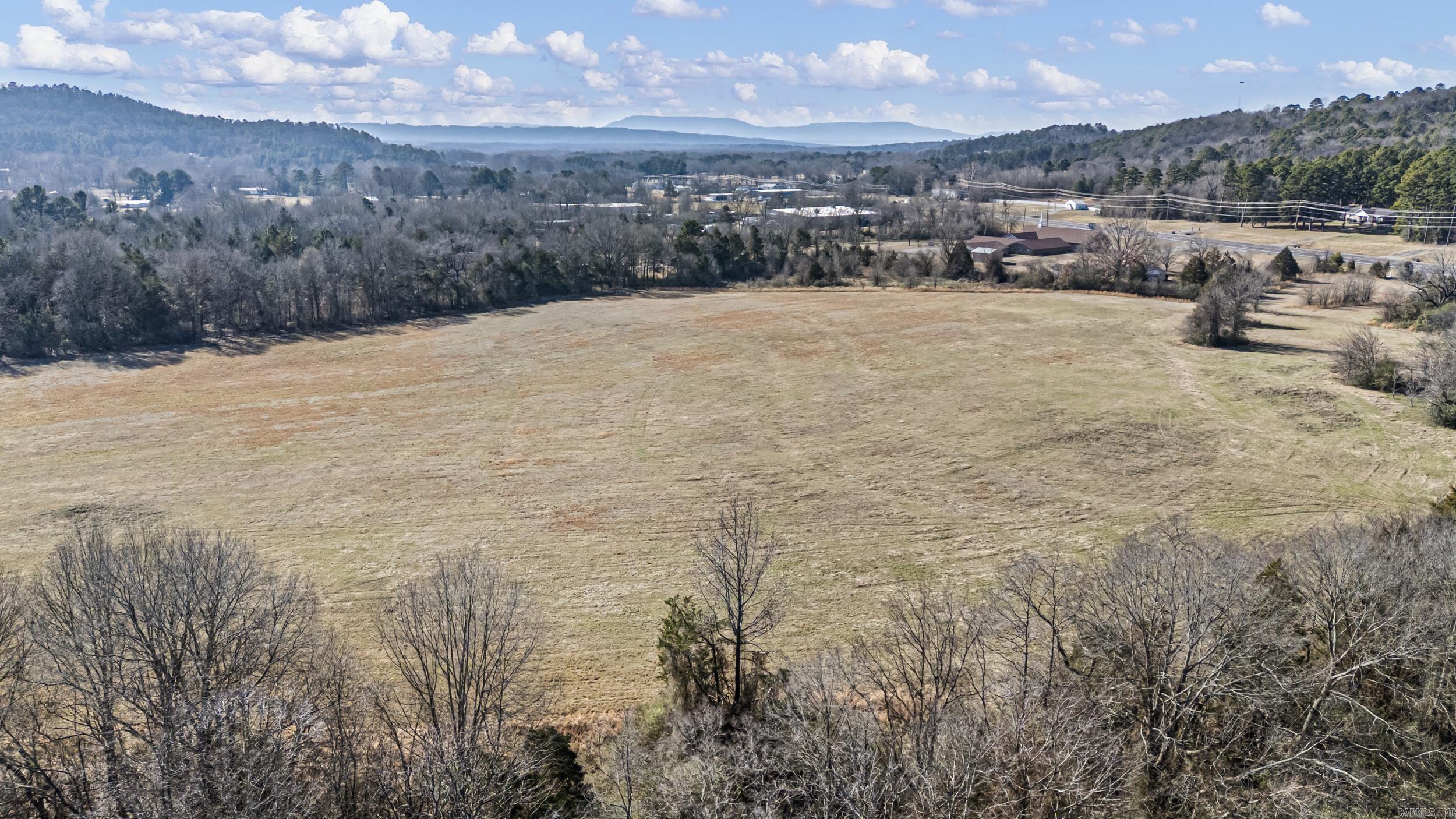 75 Round Rock  Russellville, AR