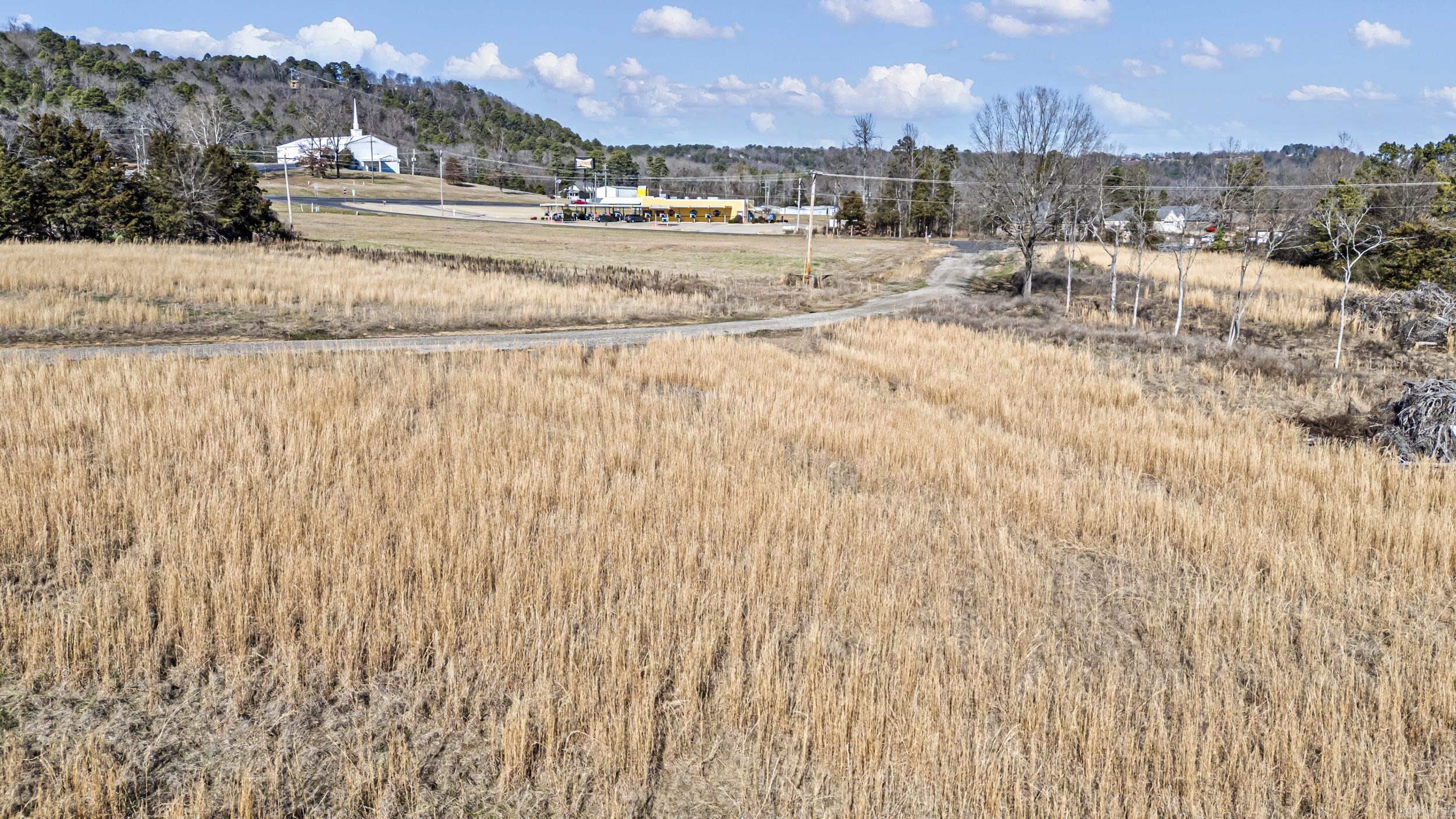 75 Round Rock  Russellville, AR