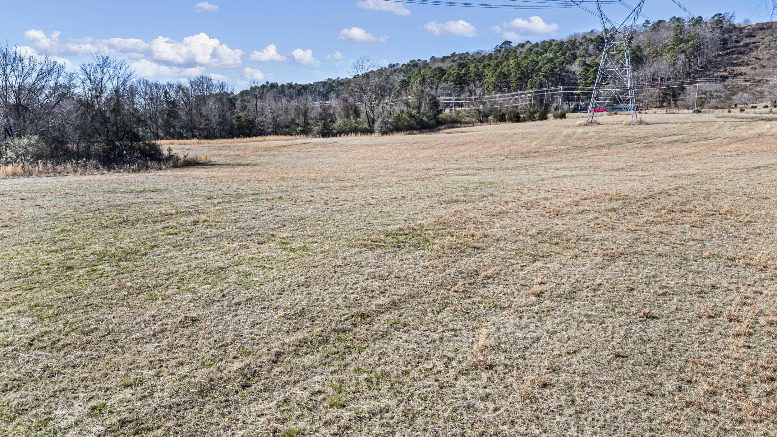 75 Round Rock  Russellville, AR