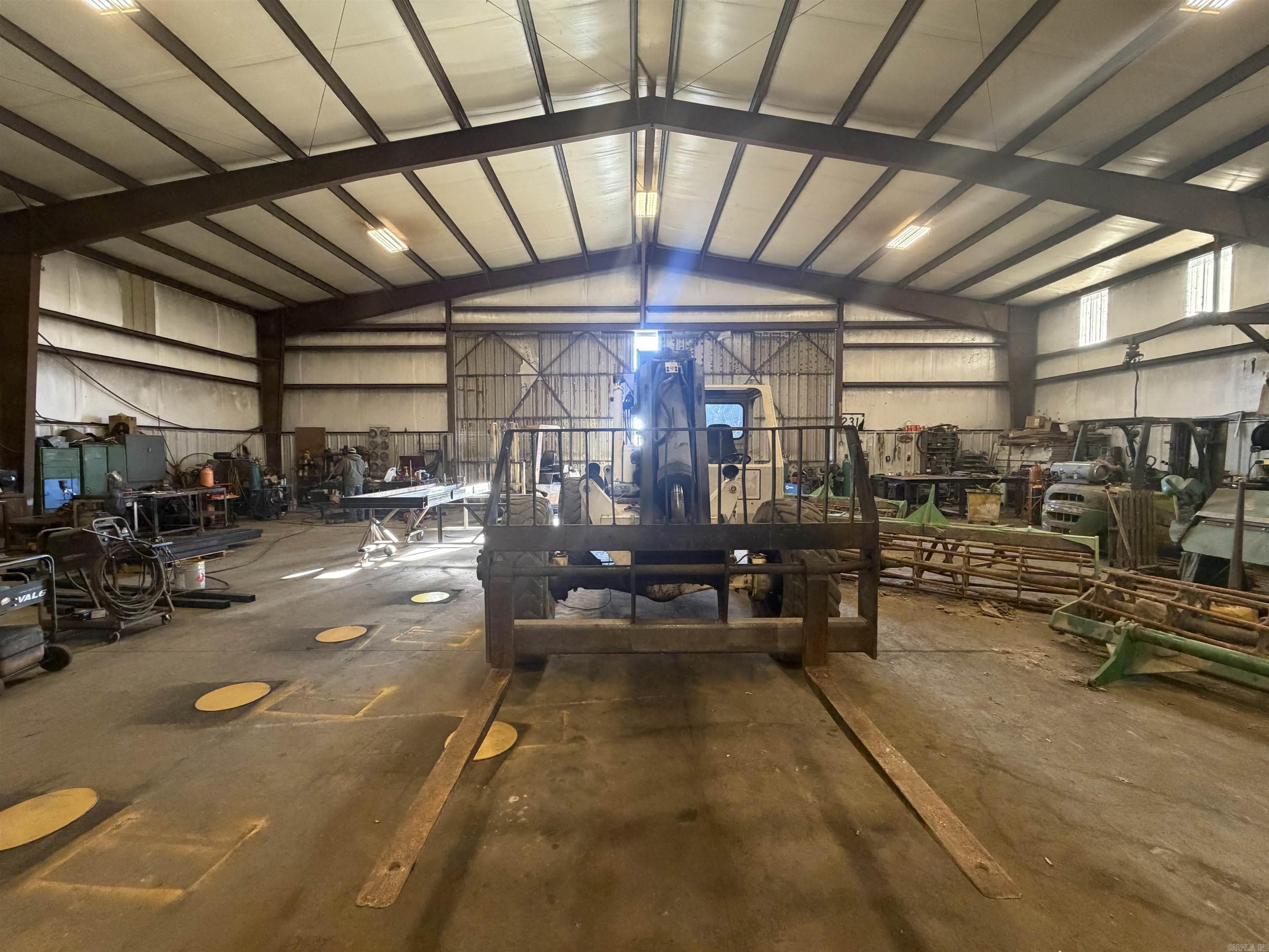 983 highway 231  Walnut Ridge, AR