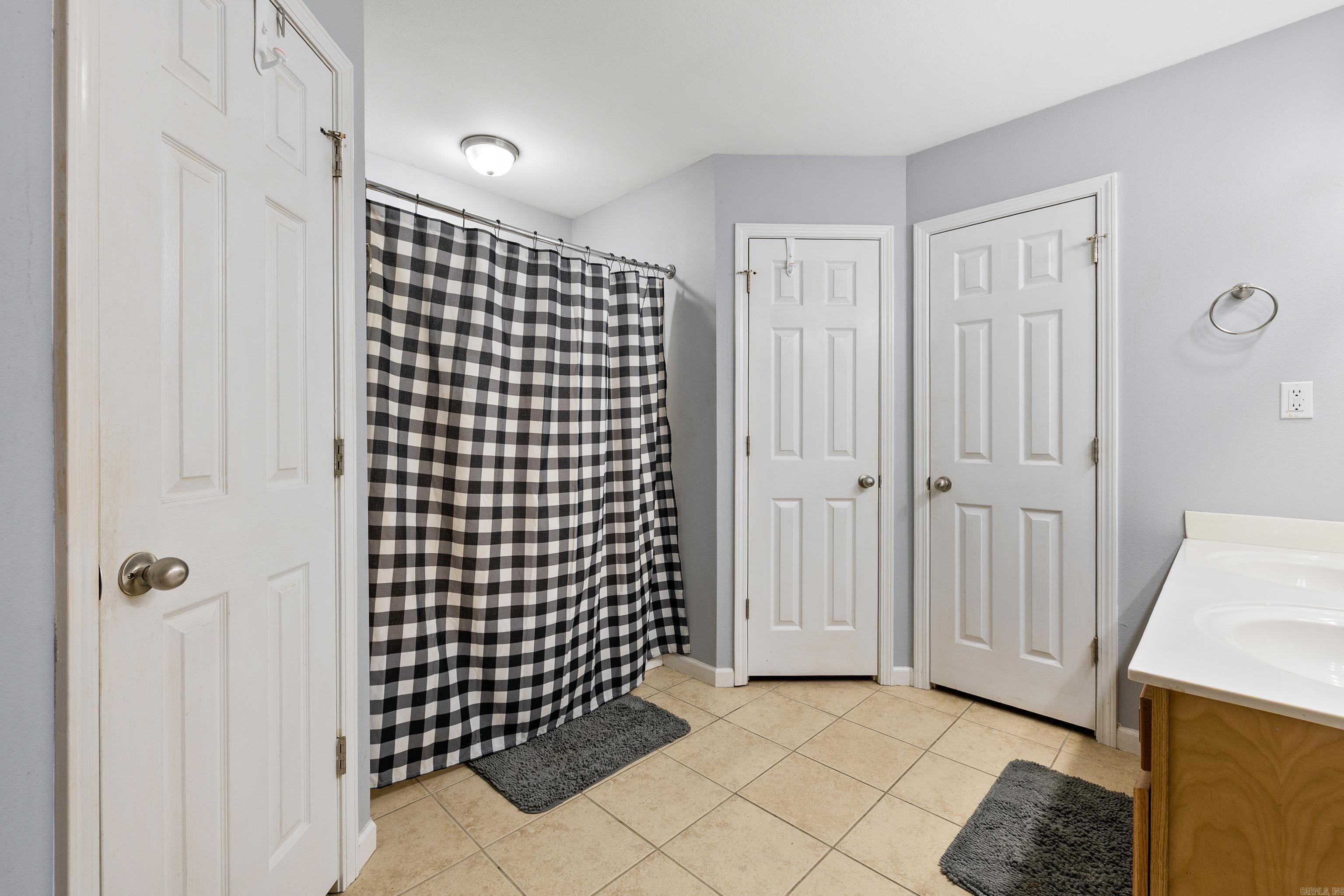 350 Meadow Creek  Haskell, AR