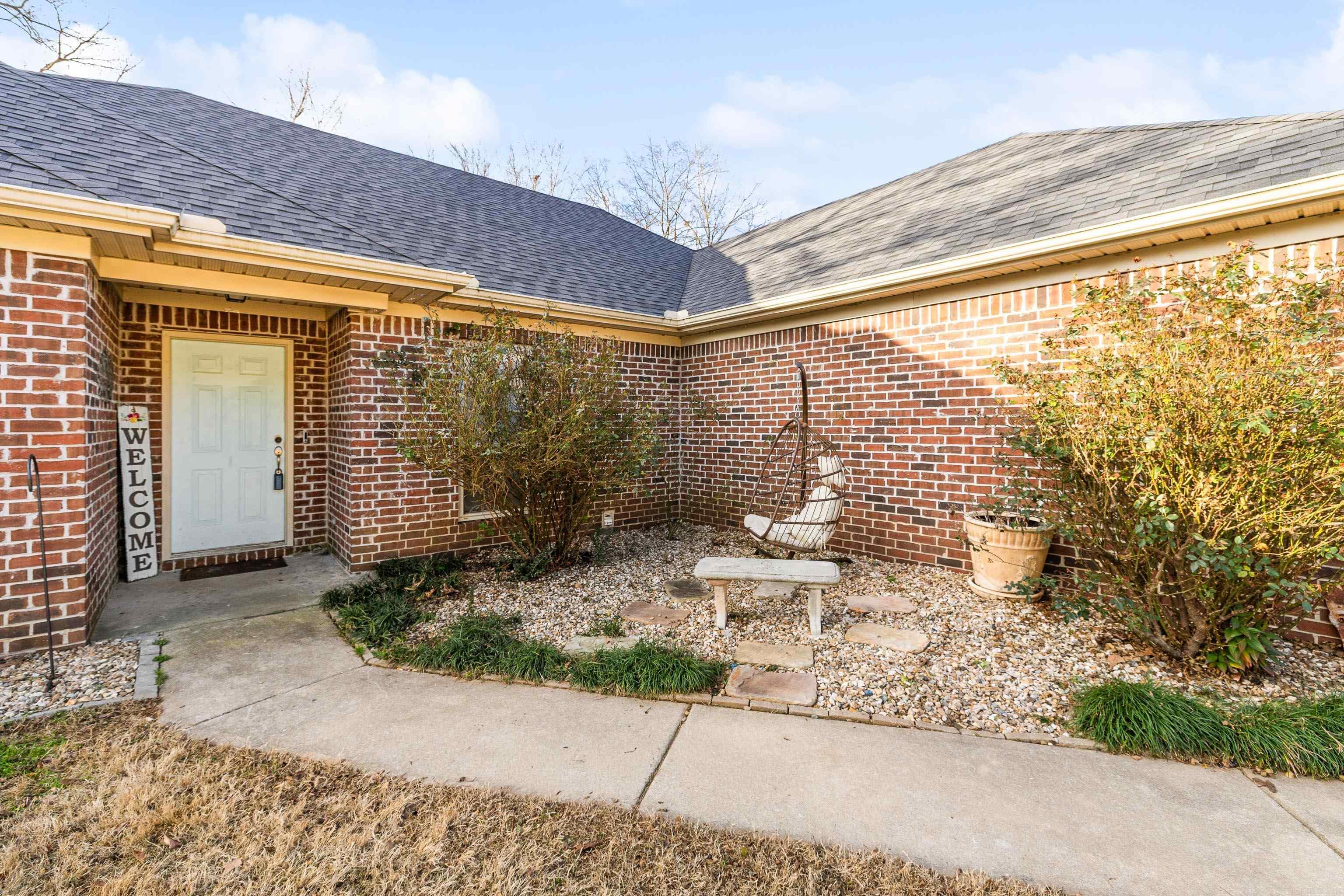 350 Meadow Creek  Haskell, AR