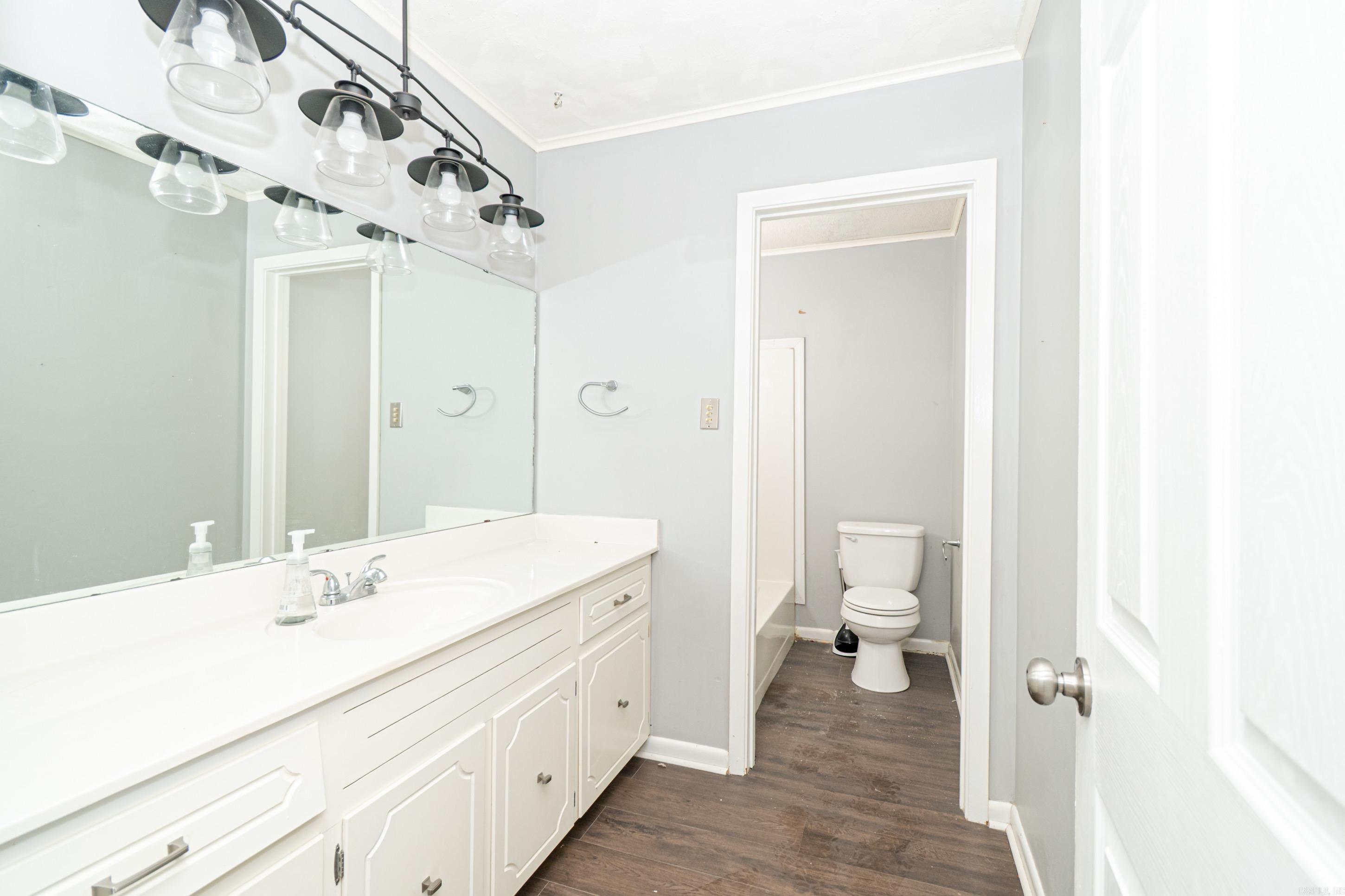 1212 N Main St  Monticello, AR