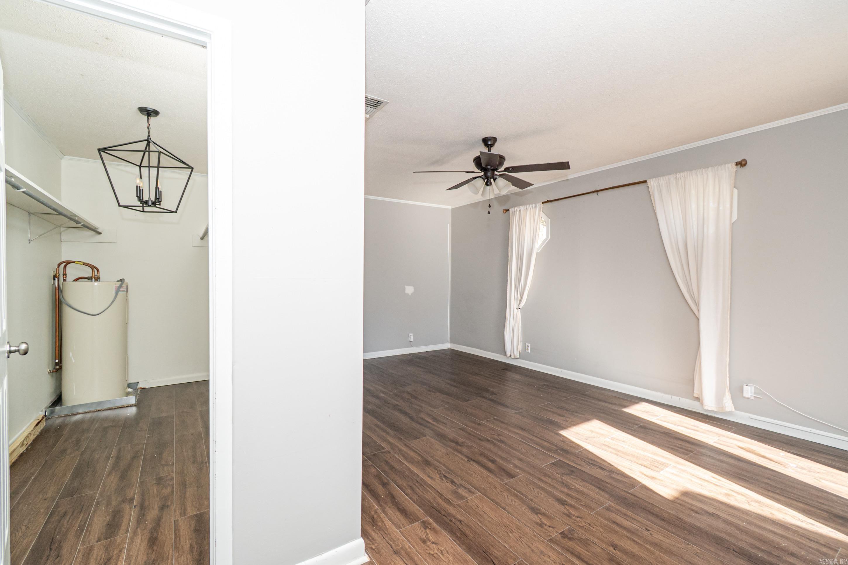 1212 N Main St  Monticello, AR