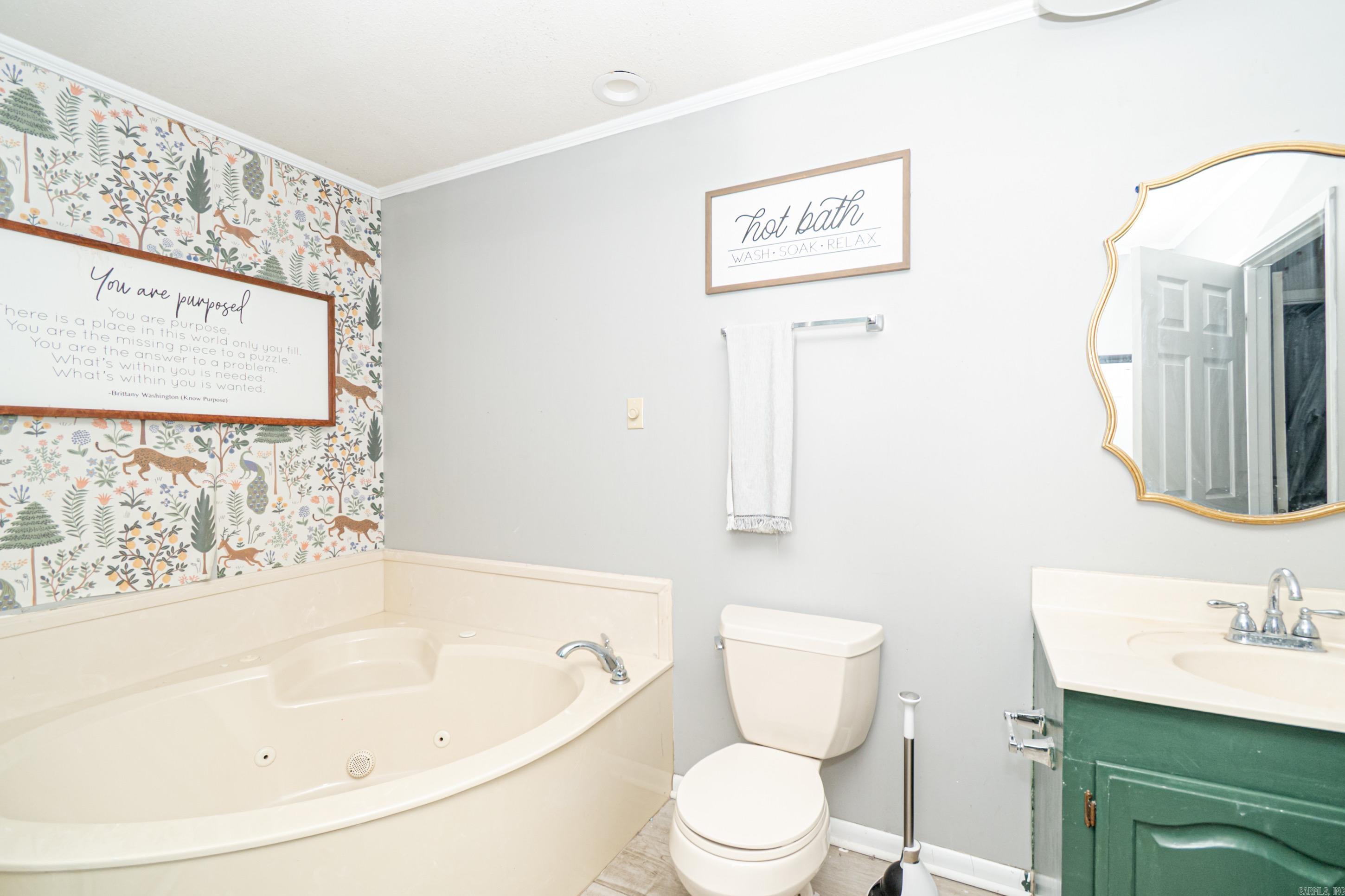 1212 N Main St  Monticello, AR