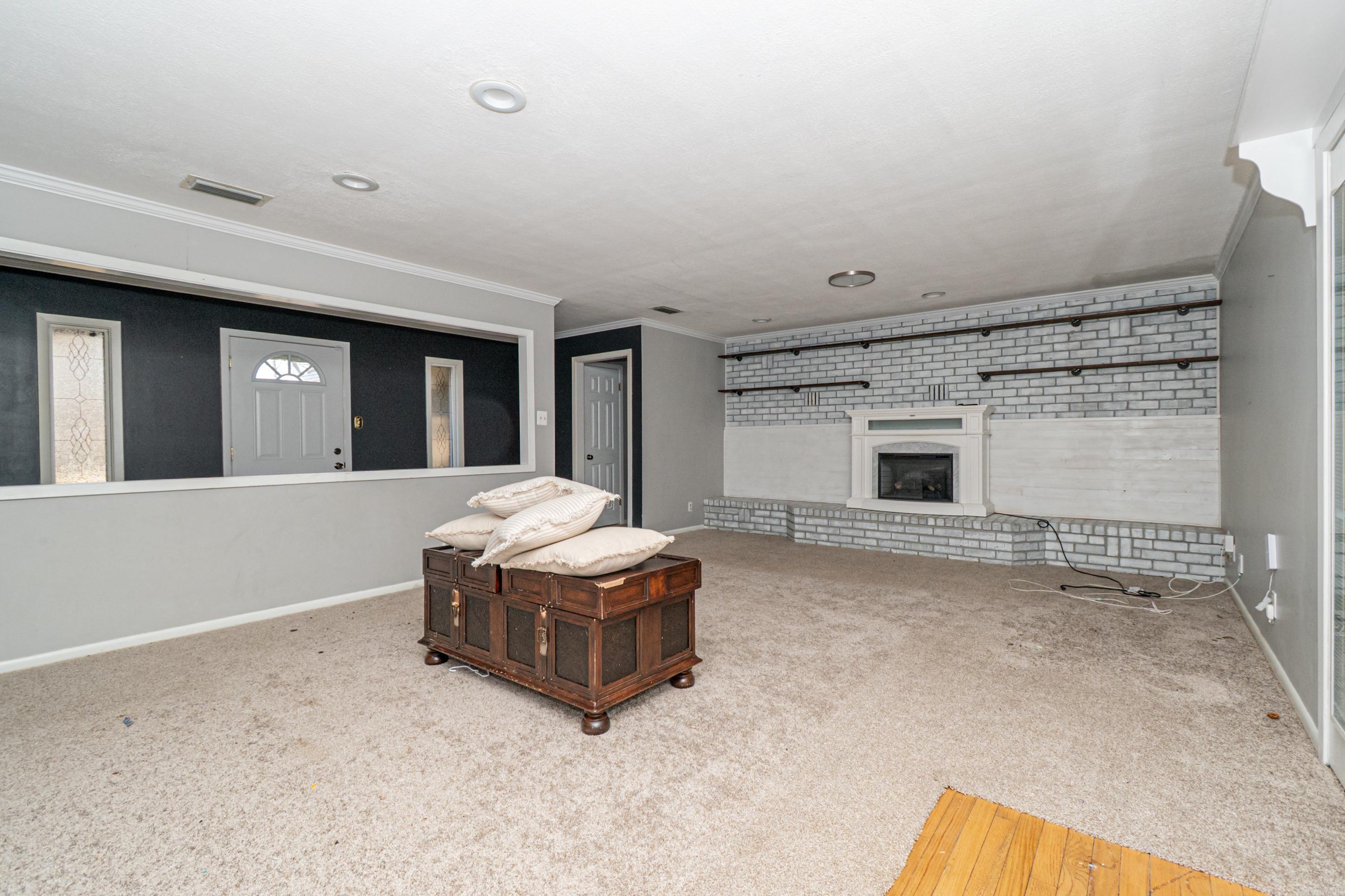 1212 N Main St  Monticello, AR