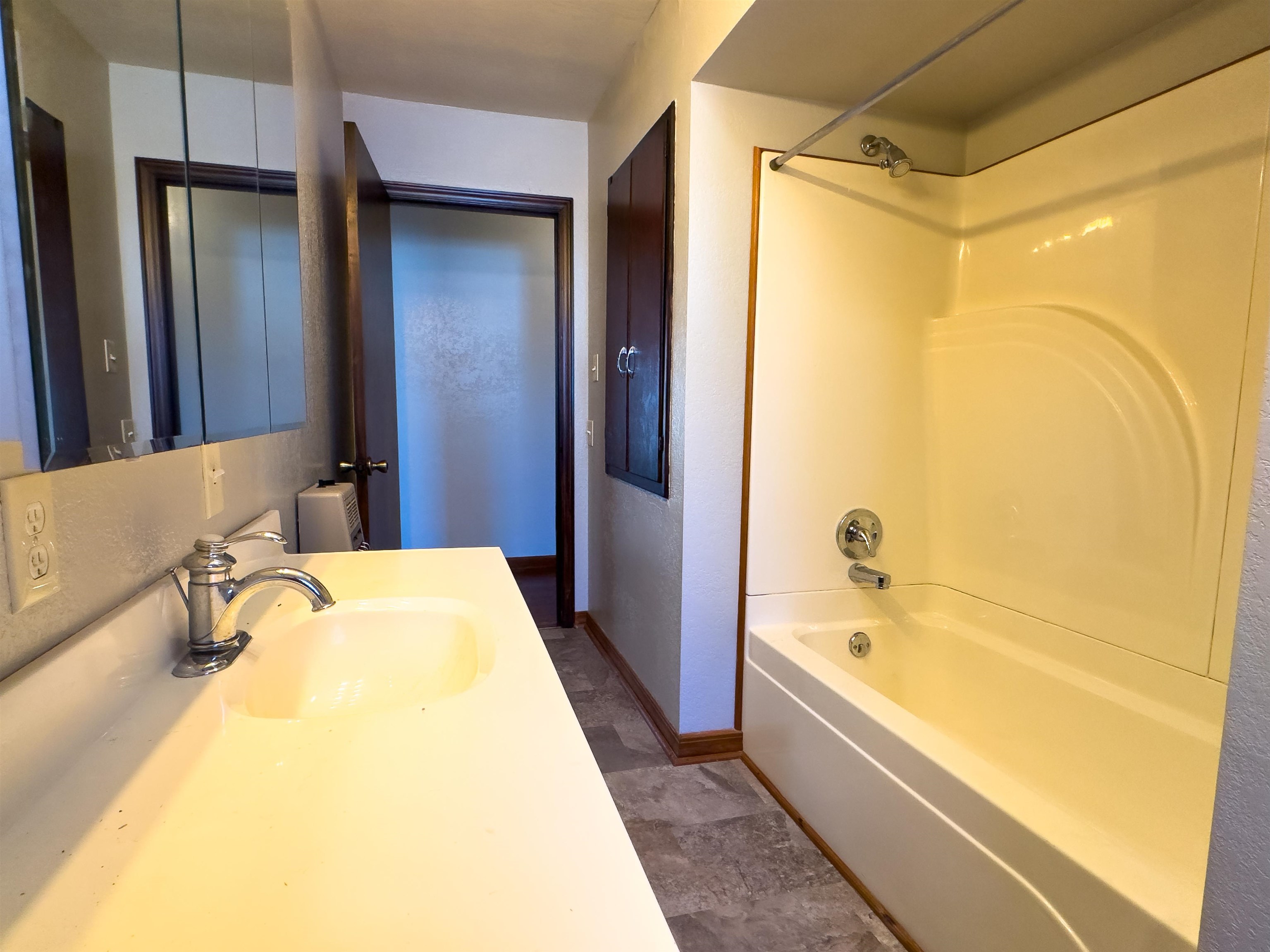 617 Ash Flat  Ash Flat, AR