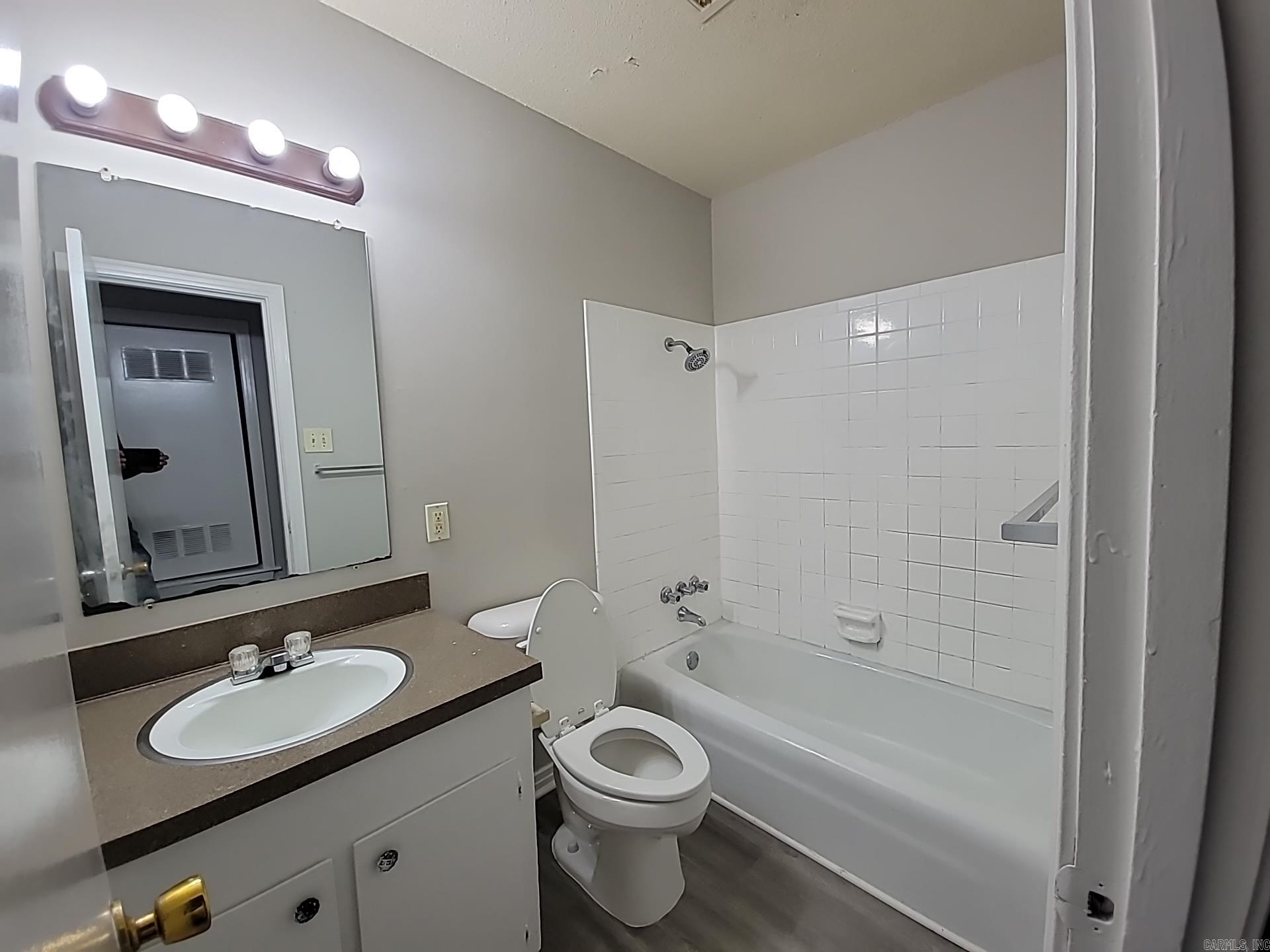 11005 Mara Lynn Rd  Little Rock, AR