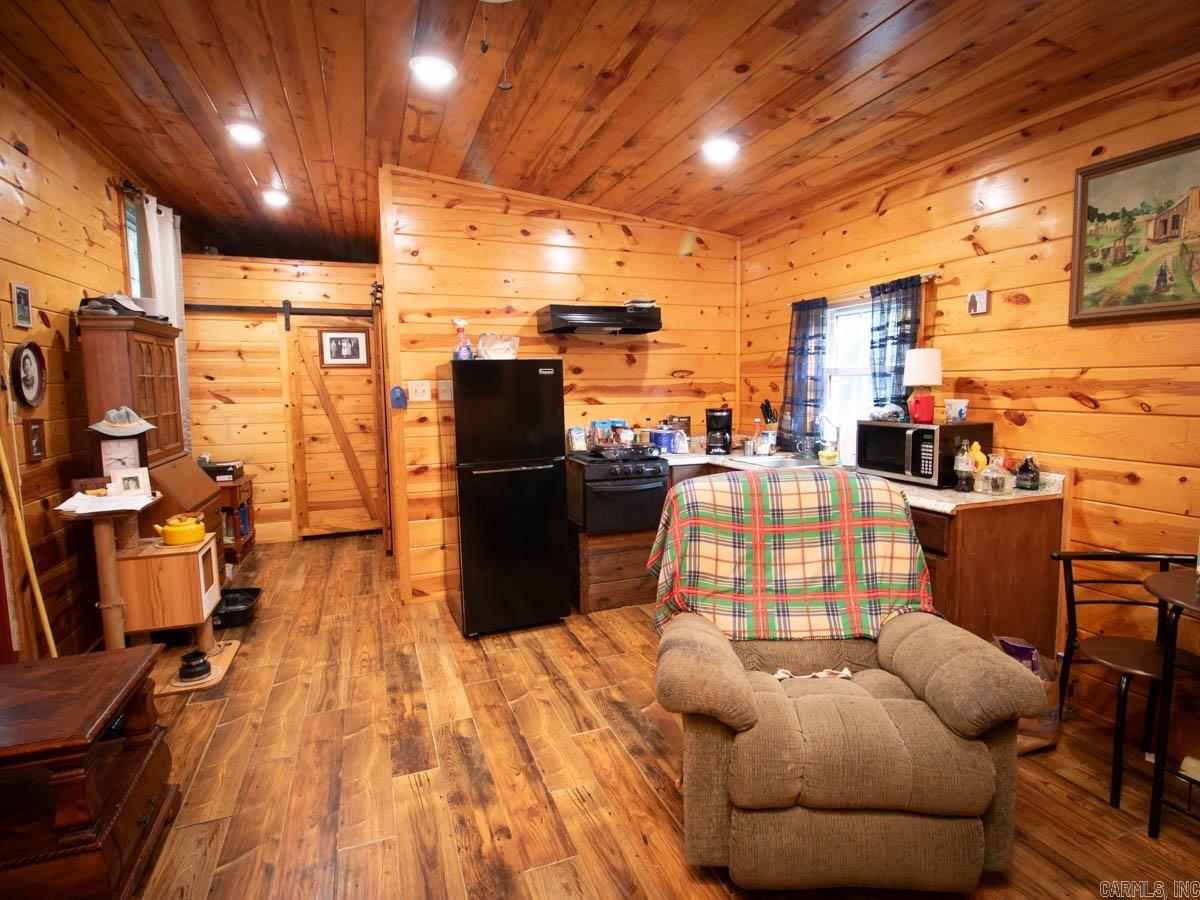 24234 Dreamy Oaks  Paron, AR