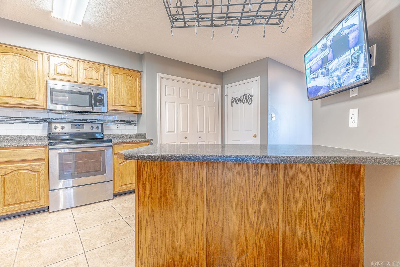 2000 Fox Meadow  Jonesboro, AR