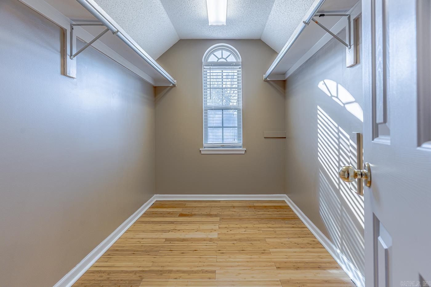 2000 Fox Meadow  Jonesboro, AR