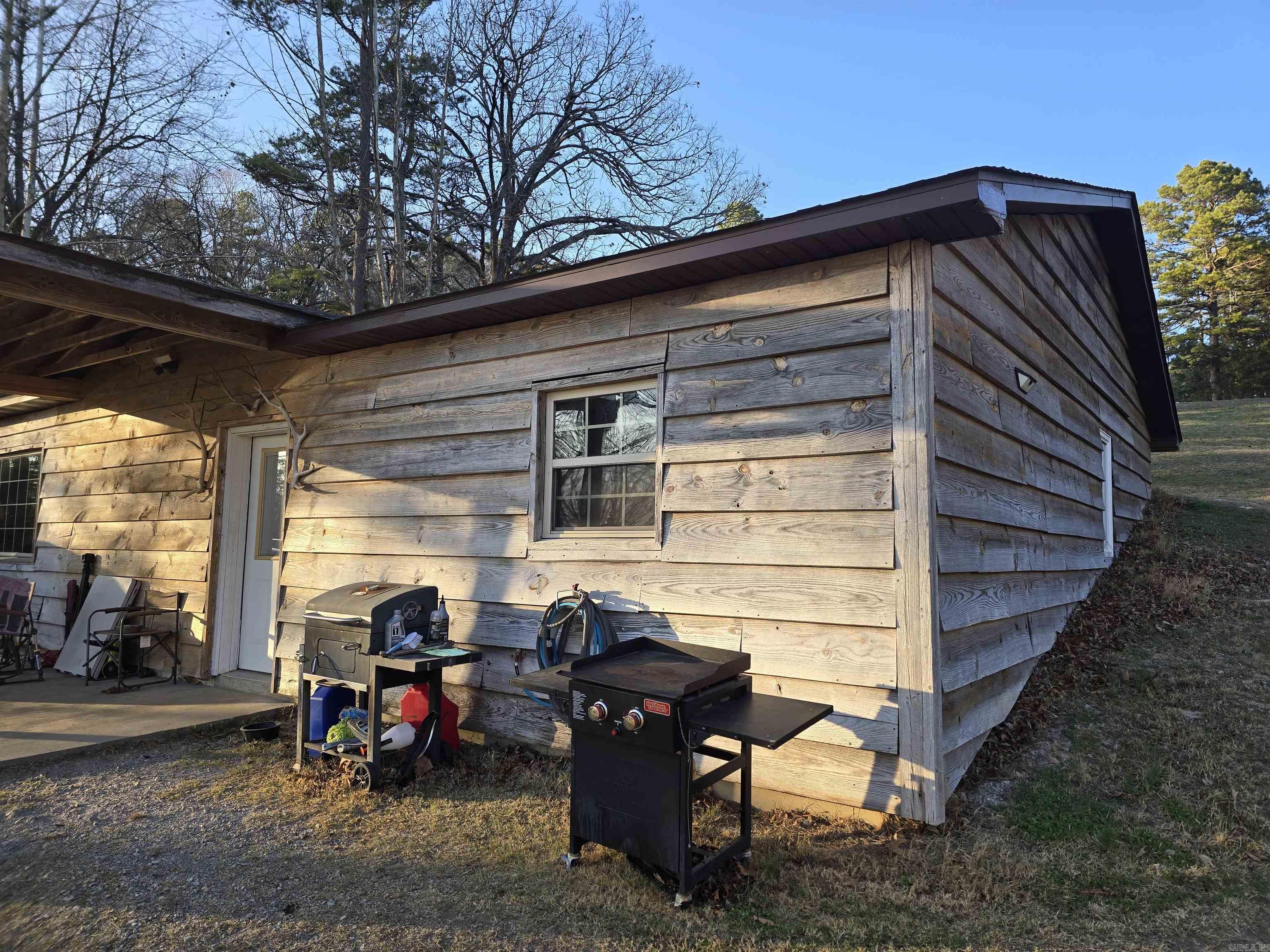 1328 Knob Creek  Melbourne, AR