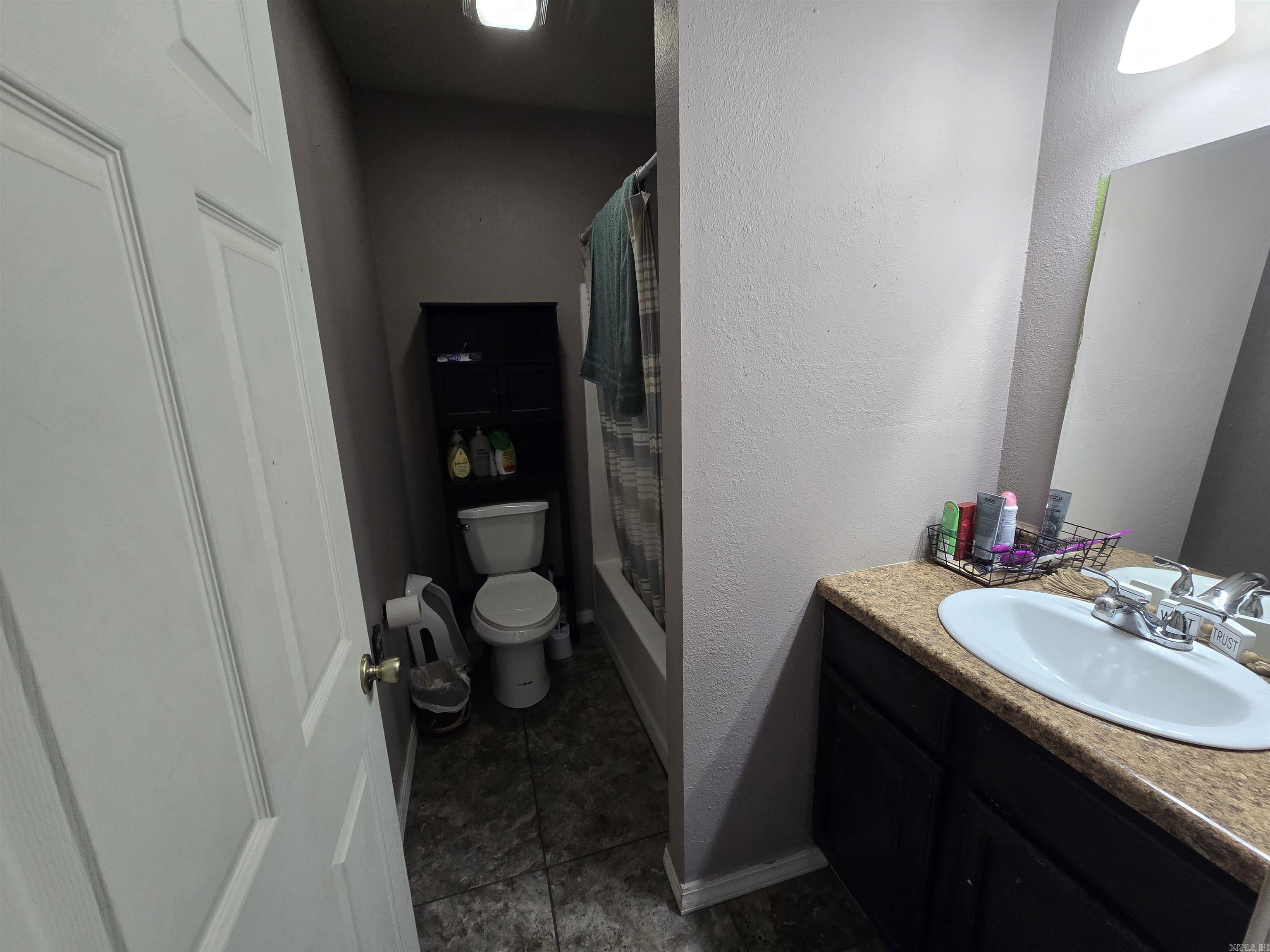 1328 Knob Creek  Melbourne, AR