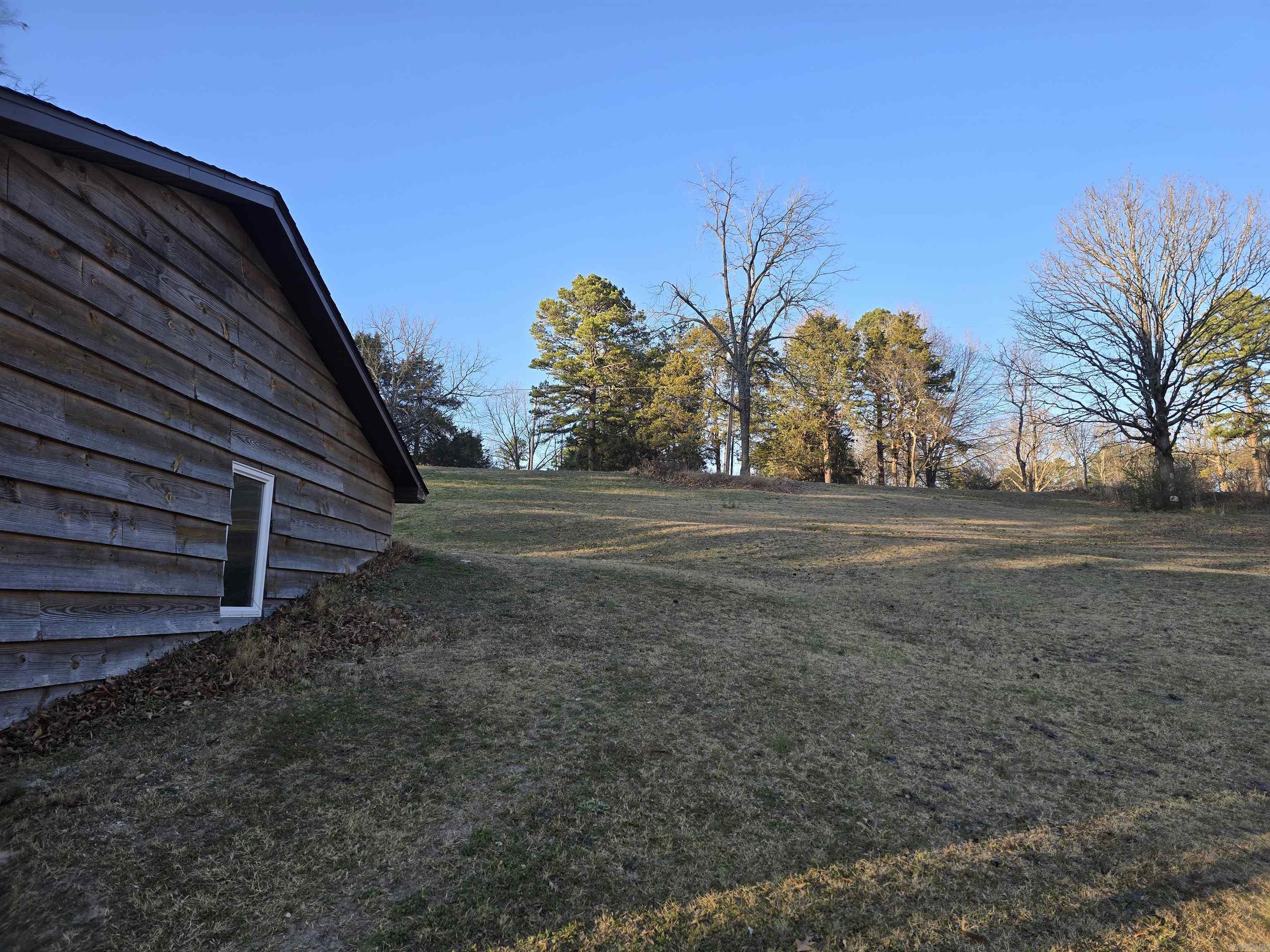 1328 Knob Creek  Melbourne, AR