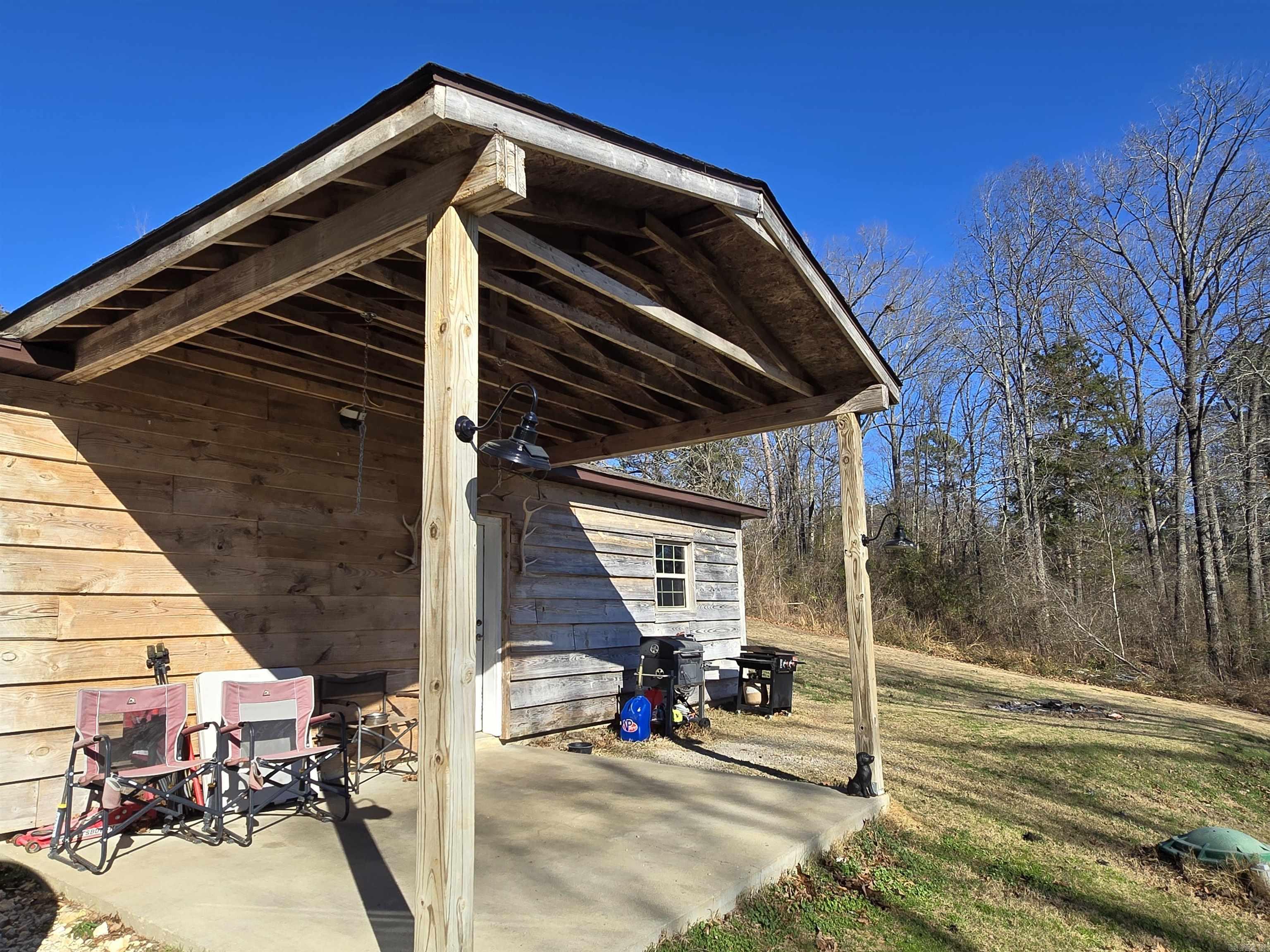 1328 Knob Creek  Melbourne, AR