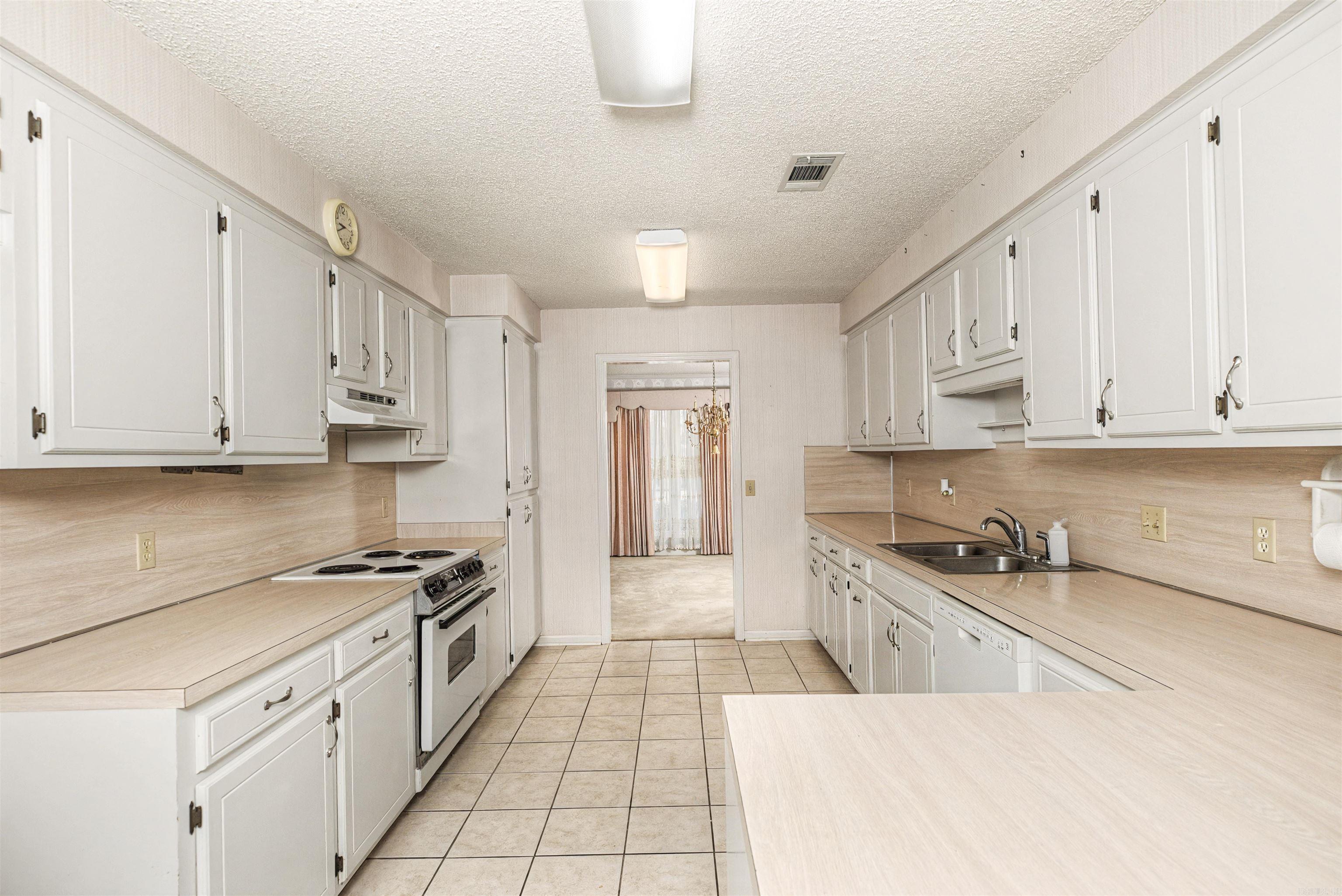 3 Hampton Place  Pine Bluff, AR