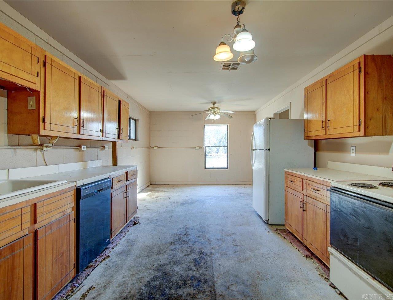 70 Pigeon Roost  Glenwood, AR