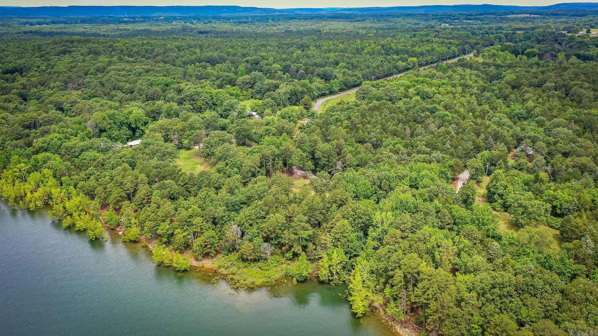 1631 Fox Chase  Greers Ferry, AR