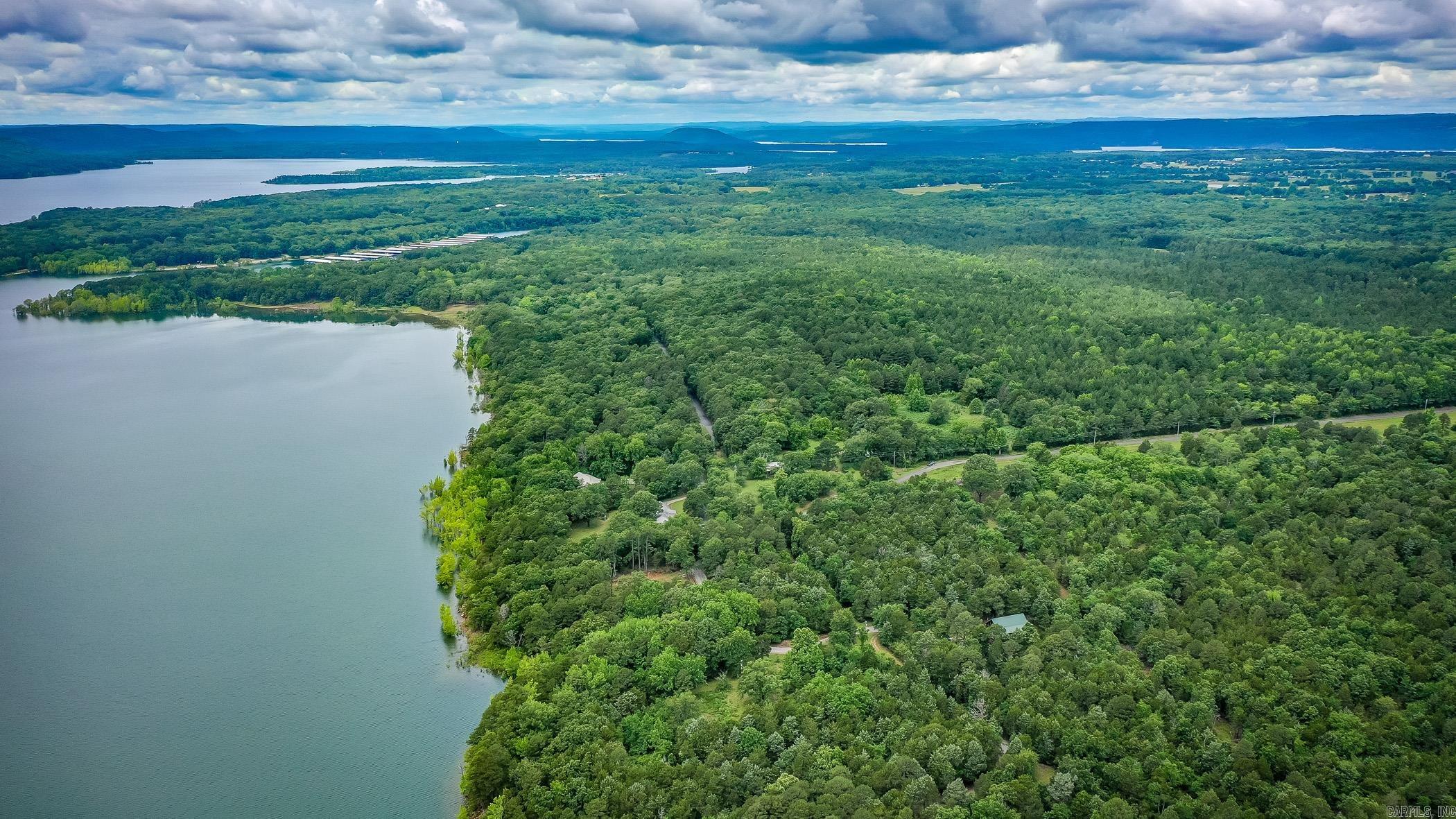 1631 Fox Chase  Greers Ferry, AR