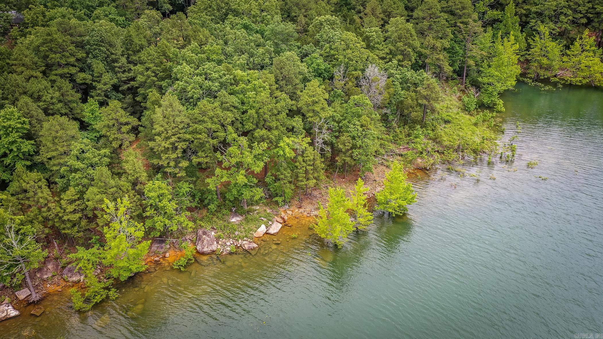 1631 Fox Chase  Greers Ferry, AR