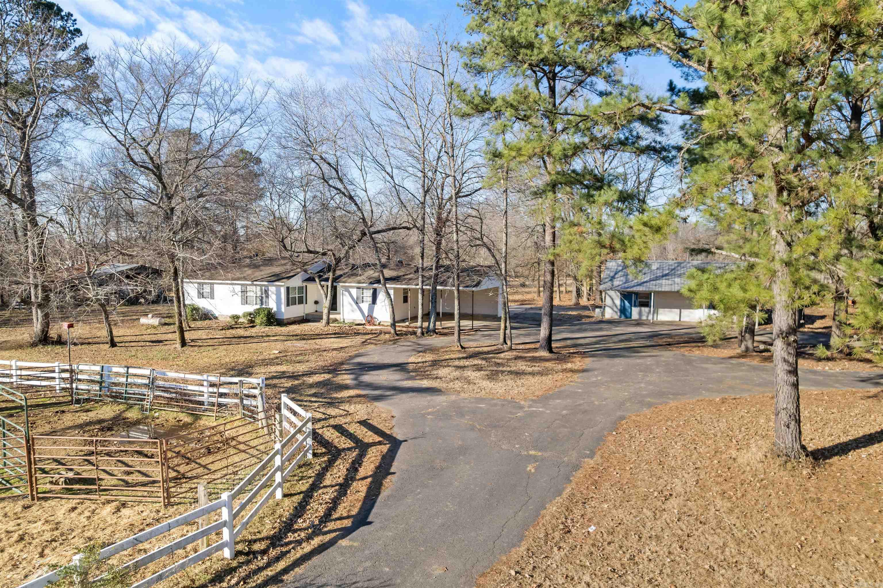 6030 Hwy 319  Austin, AR