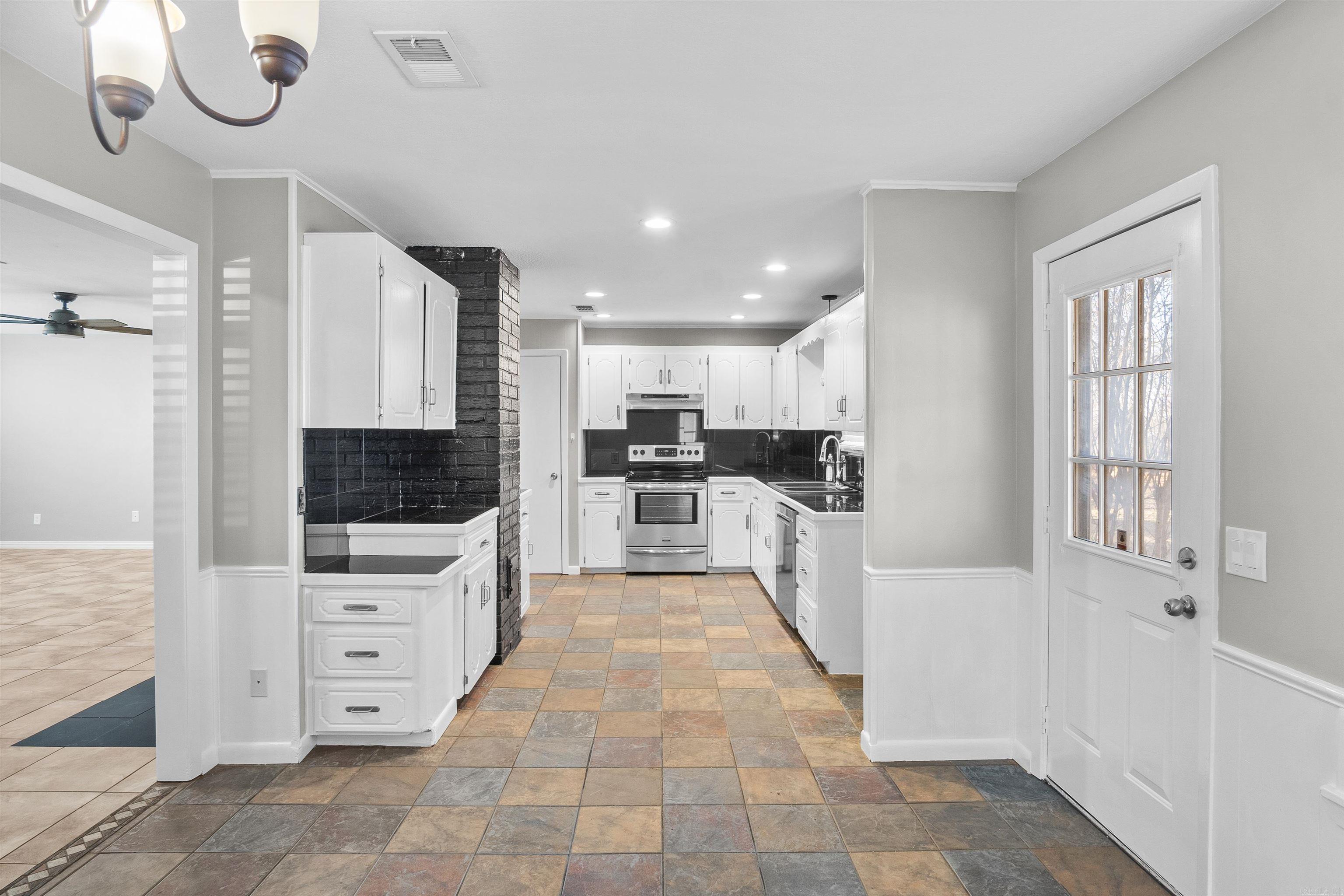 6030 Hwy 319  Austin, AR