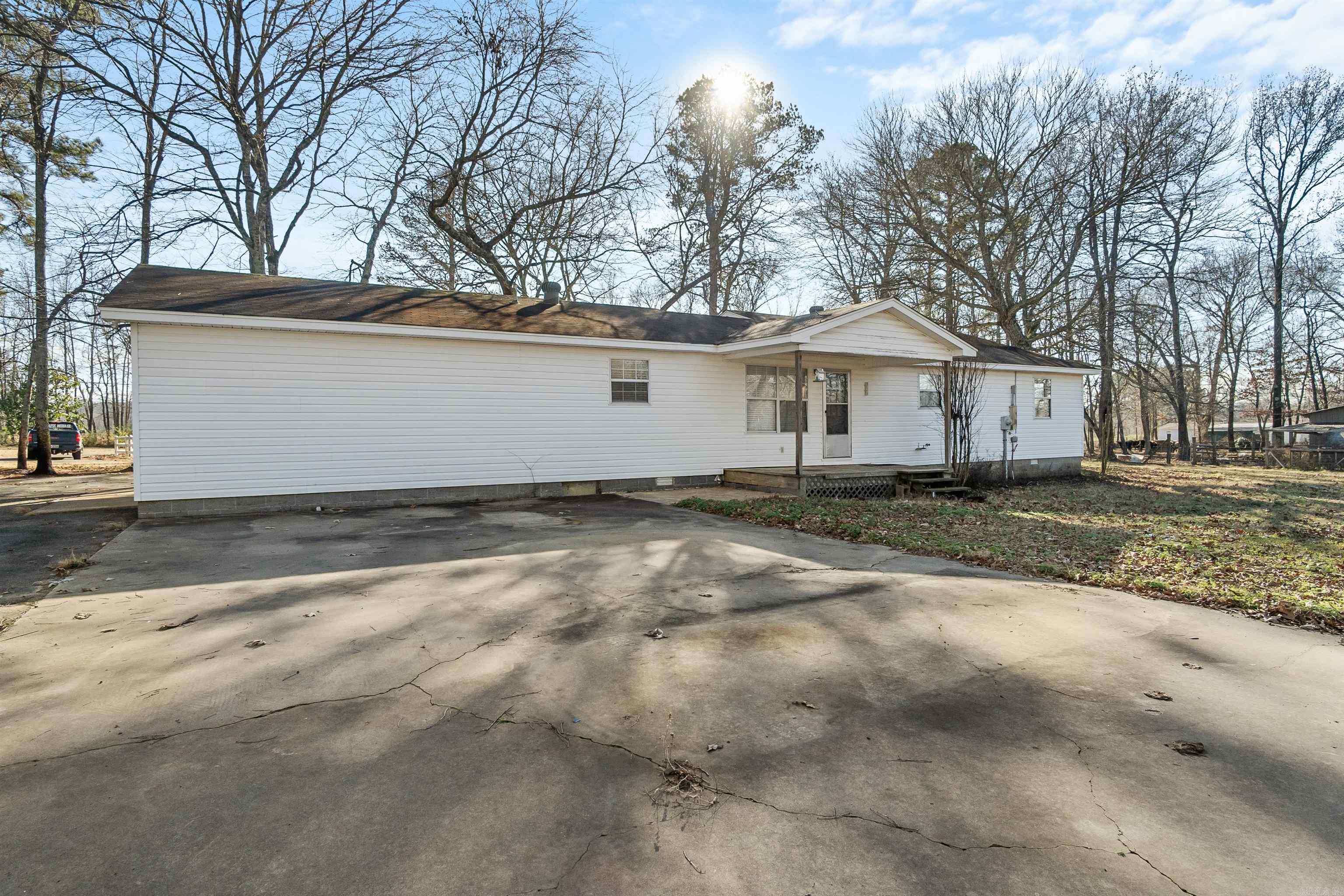 6030 Hwy 319  Austin, AR