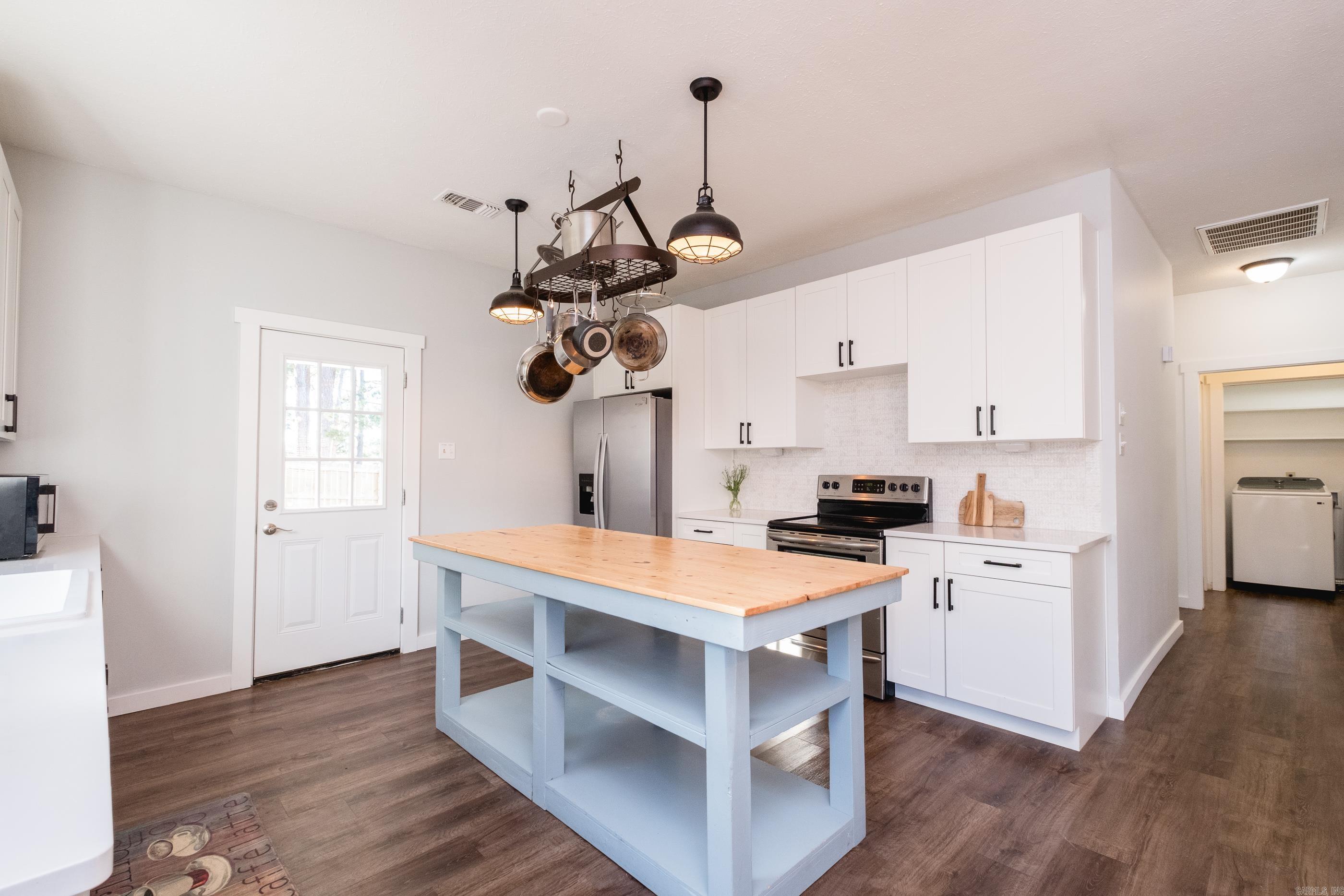 59 Vantage  Maumelle, AR