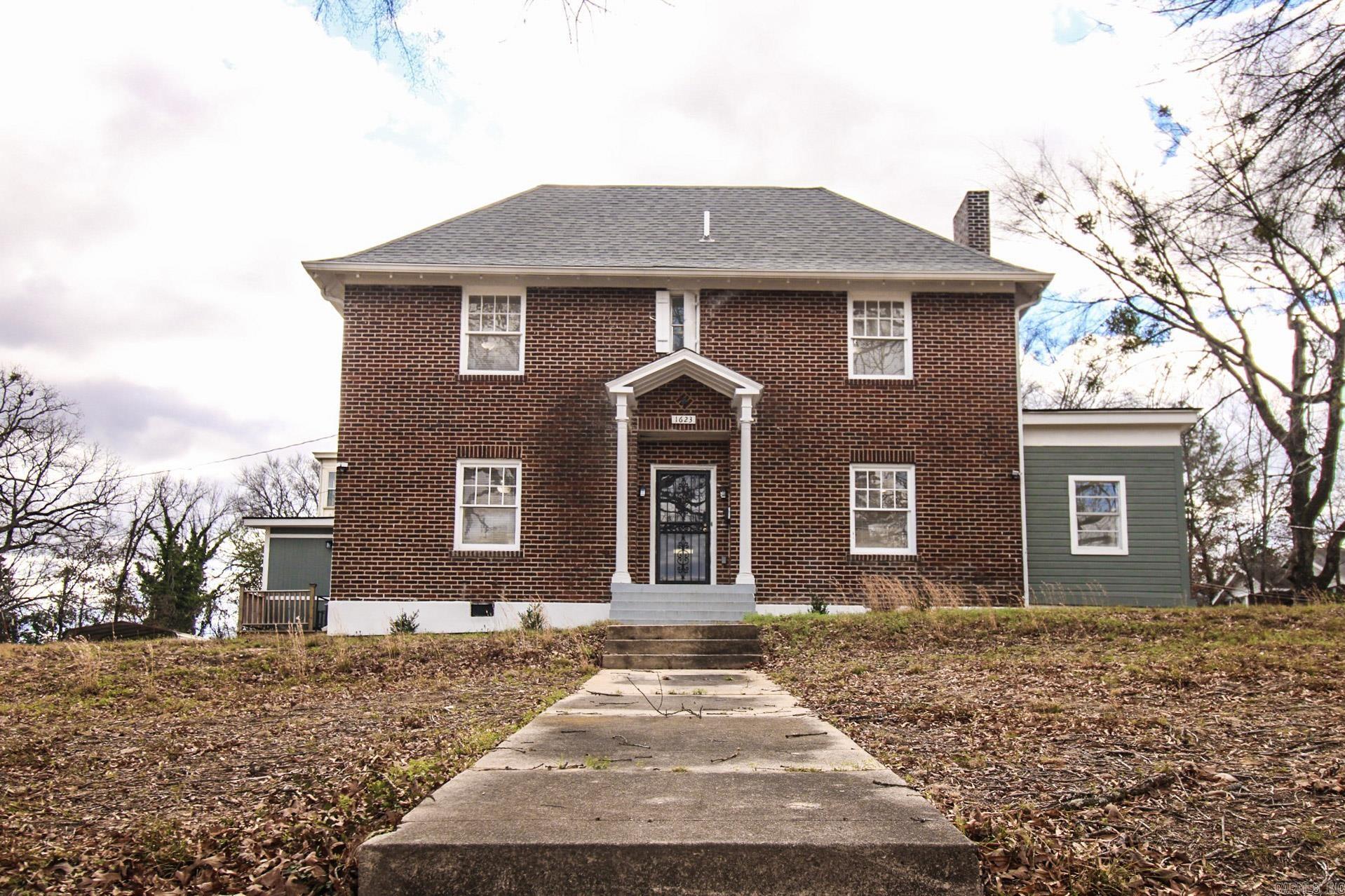 1623 W 24th  Little Rock, AR