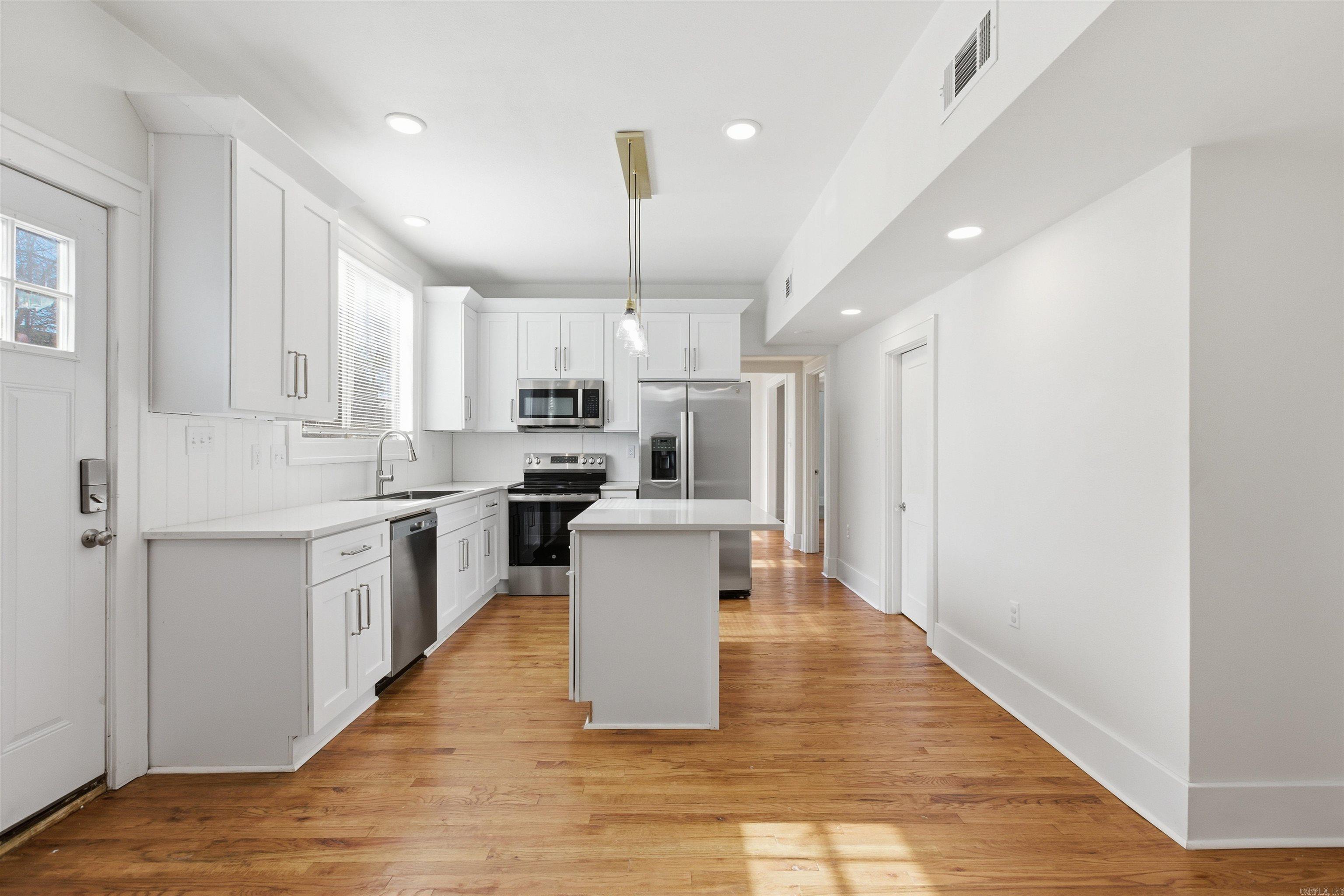 1623 W 24th  Little Rock, AR