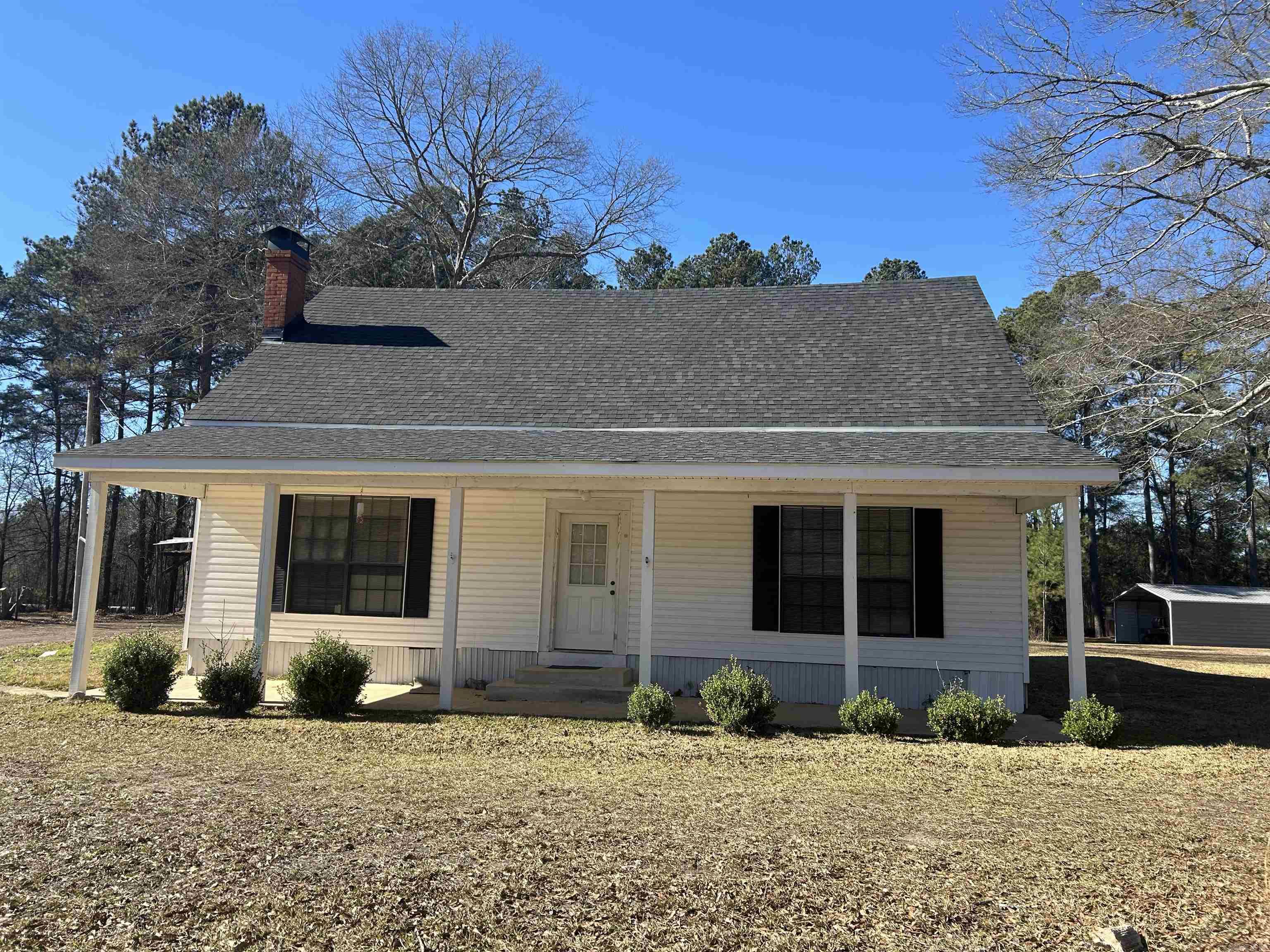 182 Old Camden Highway  Mt. Holly, AR