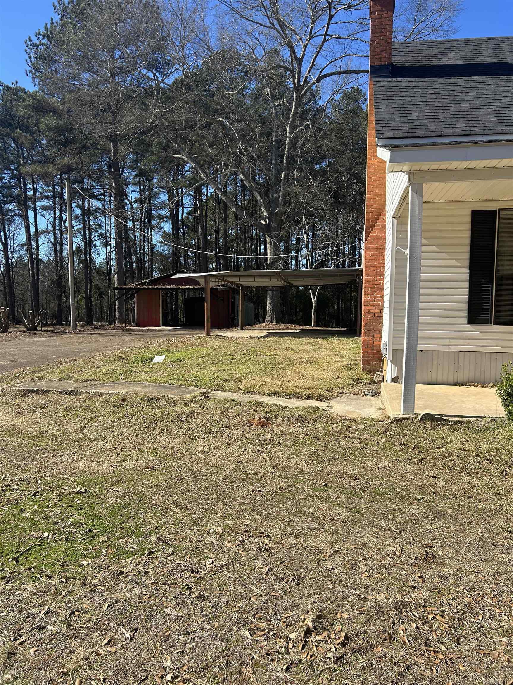 182 Old Camden Highway  Mt. Holly, AR