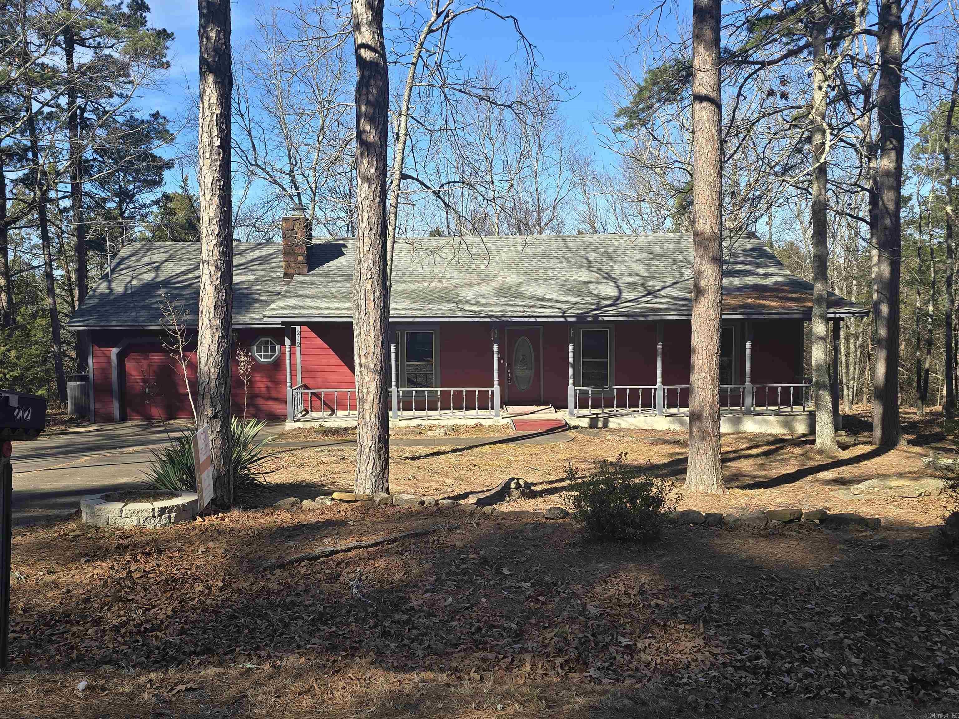 212 Rock Hill  Fairfield Bay, AR