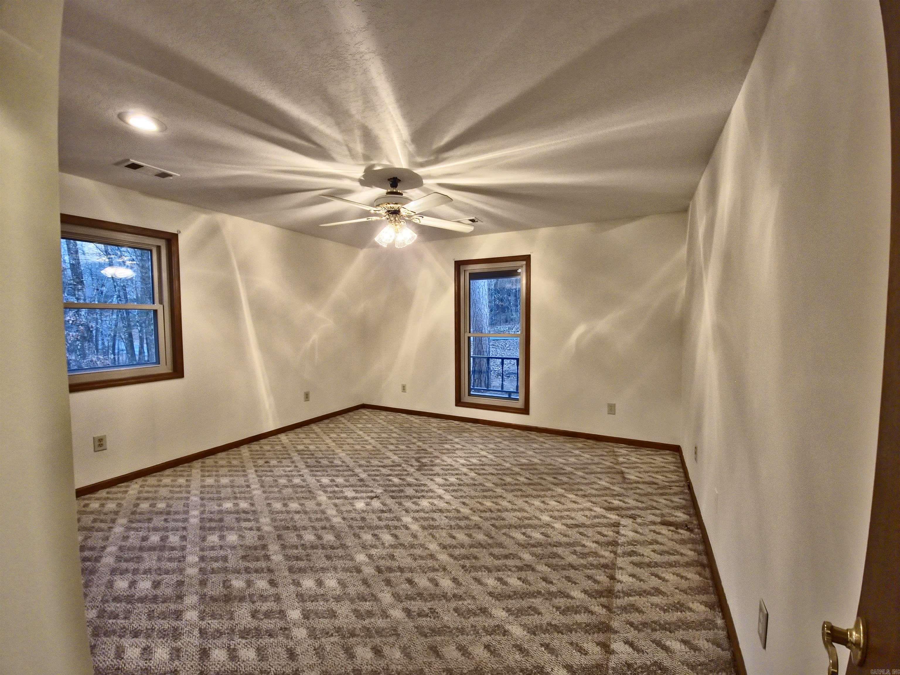 212 Rock Hill  Fairfield Bay, AR