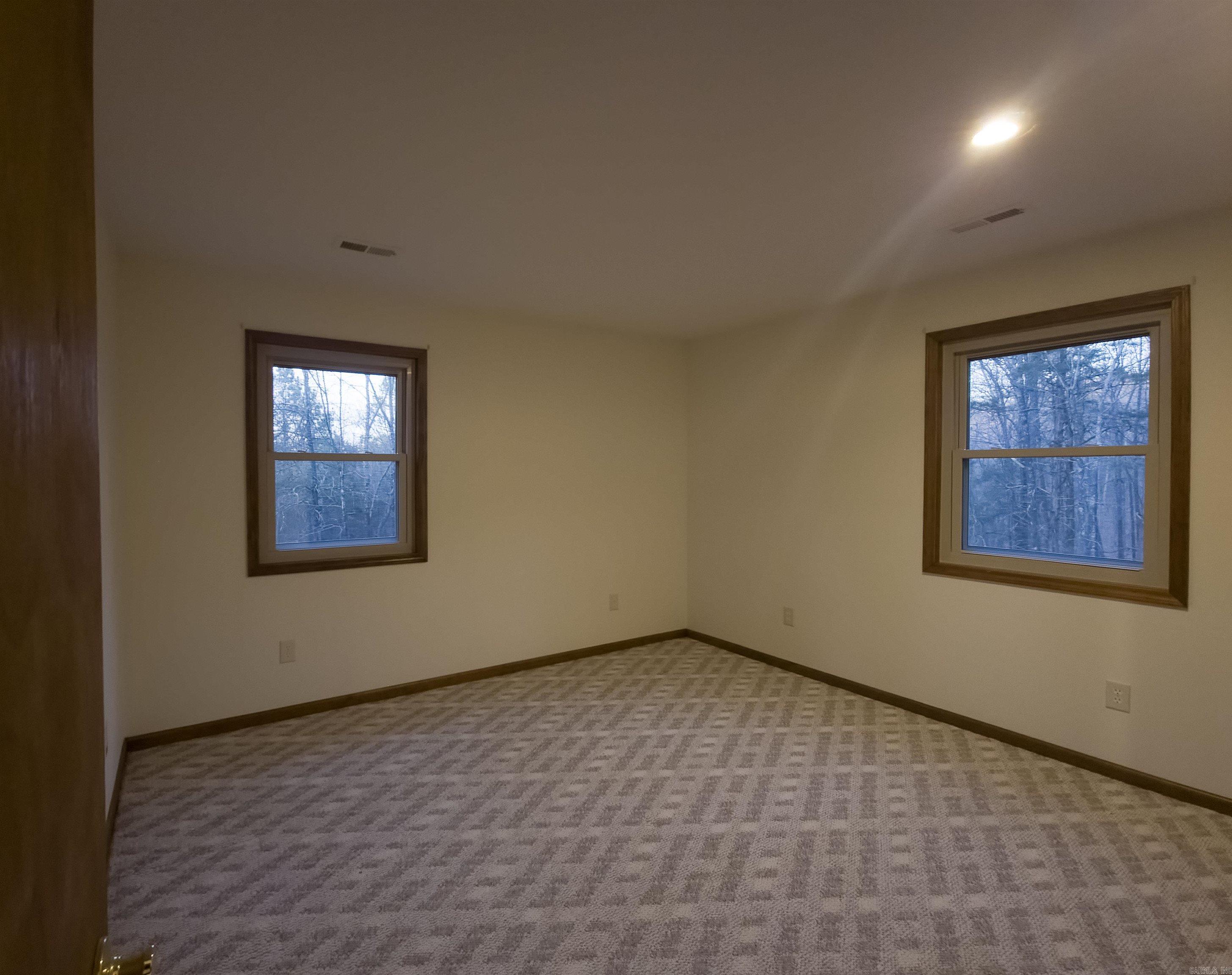 212 Rock Hill  Fairfield Bay, AR