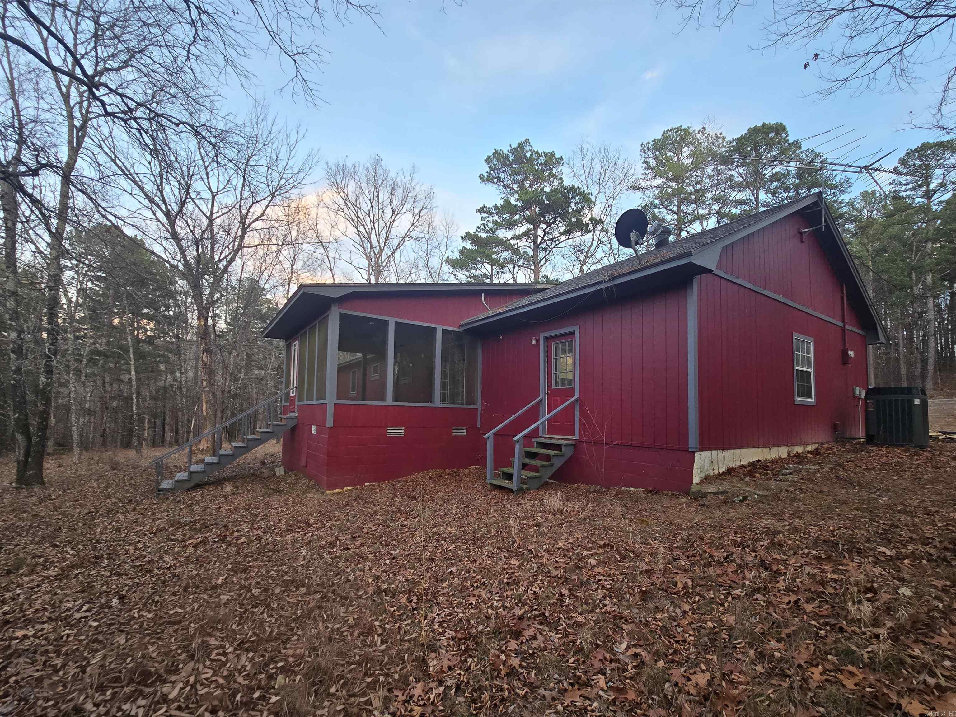 212 Rock Hill  Fairfield Bay, AR