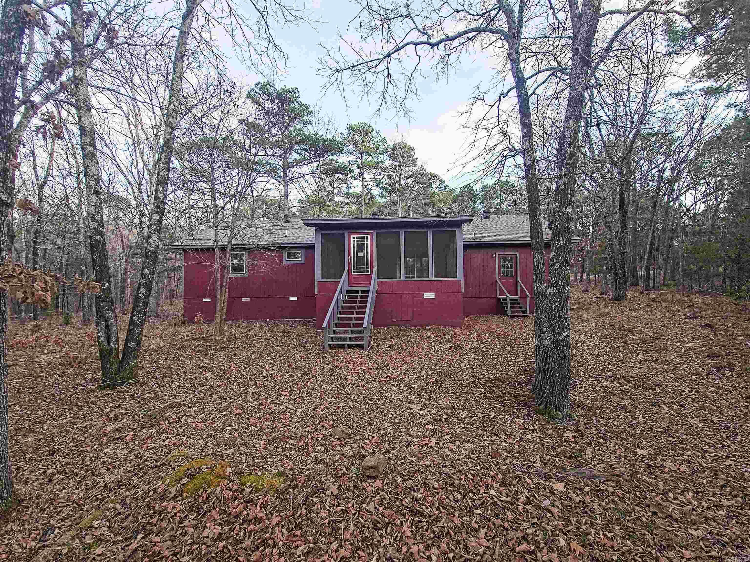 212 Rock Hill  Fairfield Bay, AR