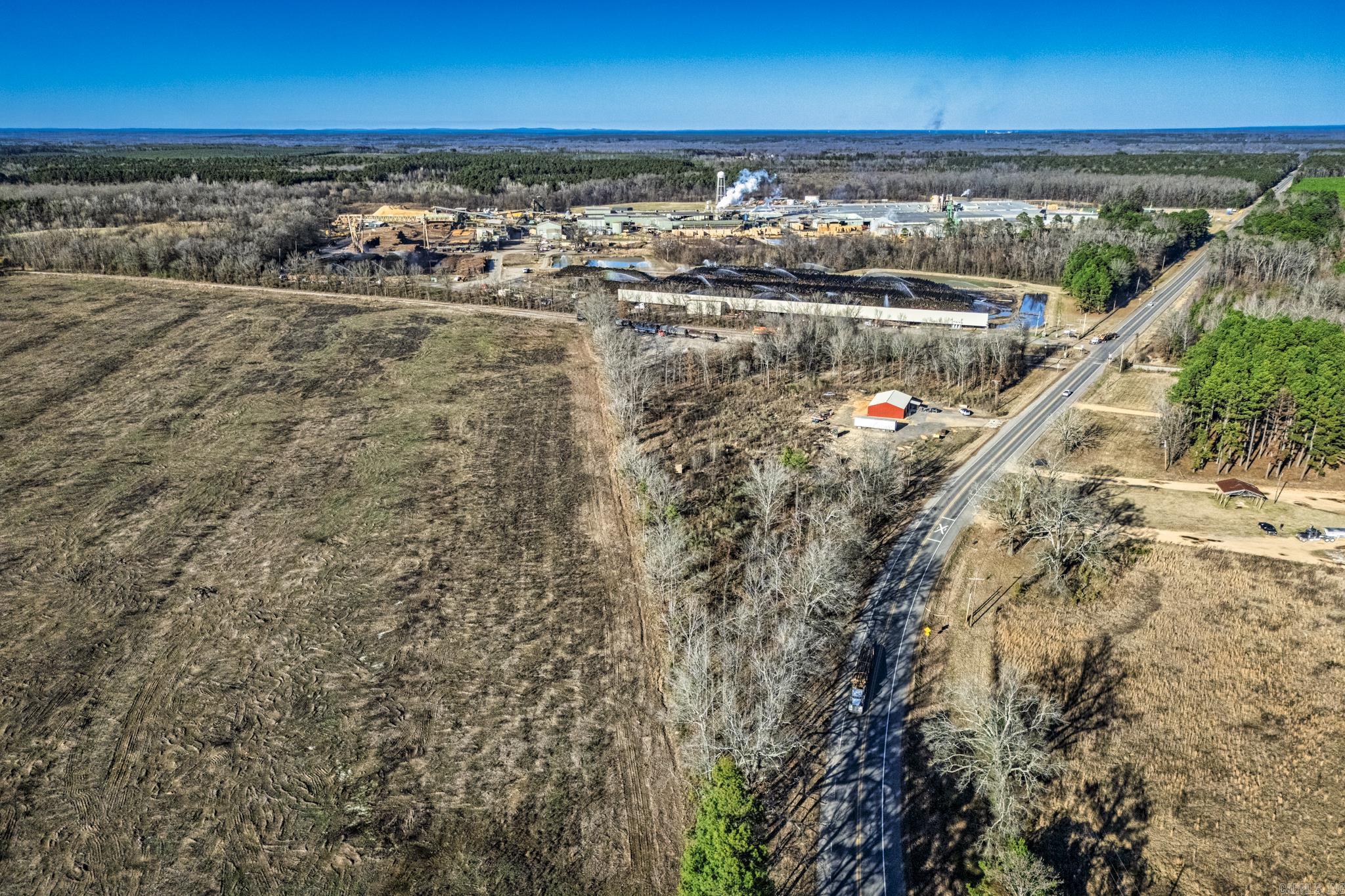 1595 N Elm  Gurdon, AR