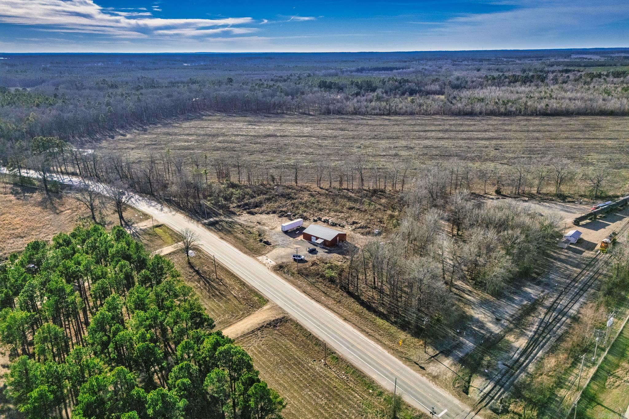 1595 N Elm  Gurdon, AR
