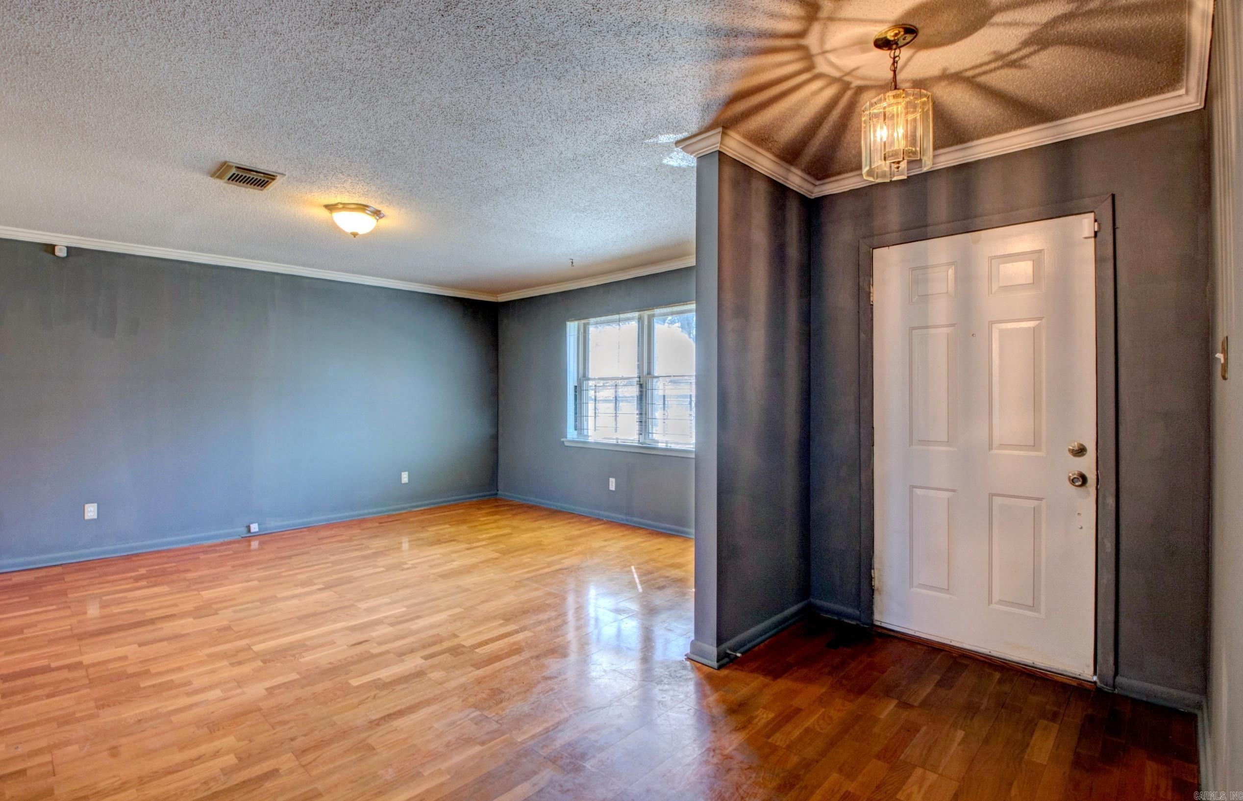 2023 S Izard St Little Rock, AR 72206